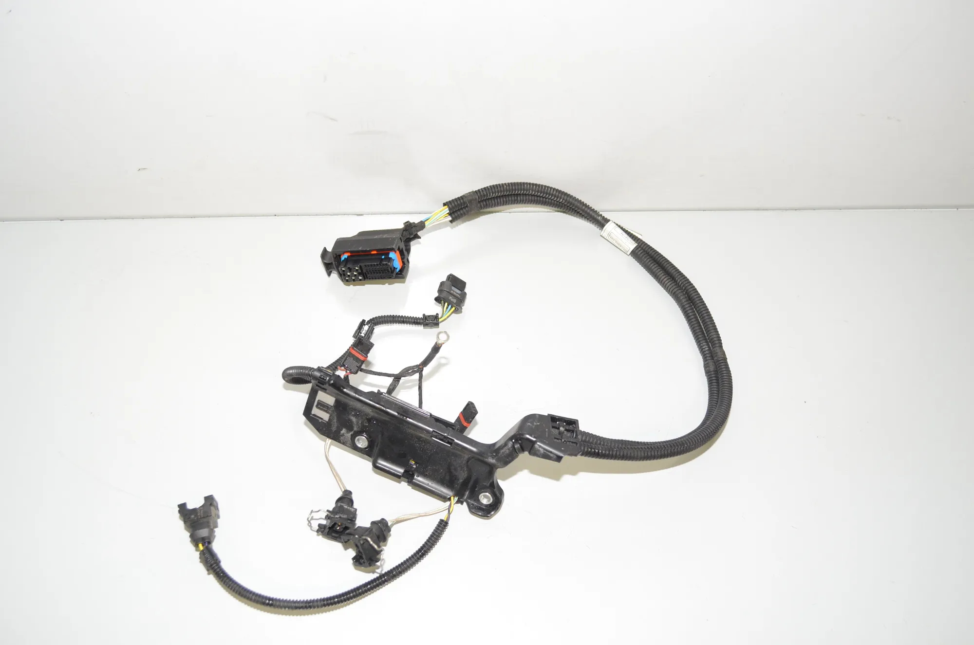 Engine Cable Harness – OEM 7647591 · BMW i3 (I01) Hybrid 2018 – 3