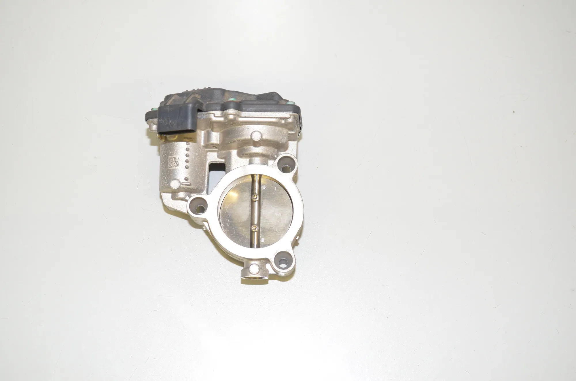 Throttle Body – OEM 7618838 · BMW i3 (I01) Hybrid 2018 – 2