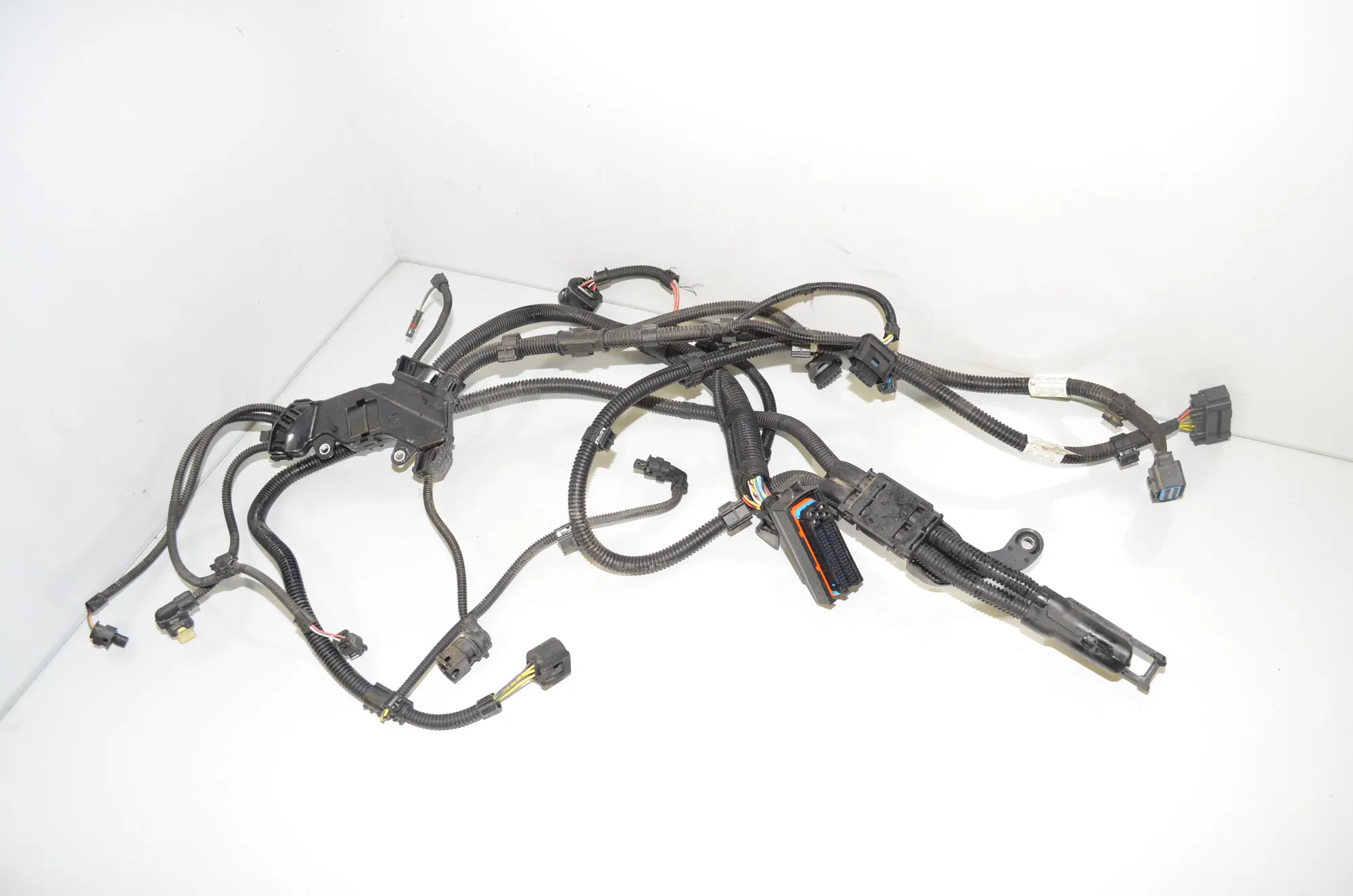 Engine Cable Harness – OEM 8653789 · BMW i3 (I01) Hybrid 2018 – 2