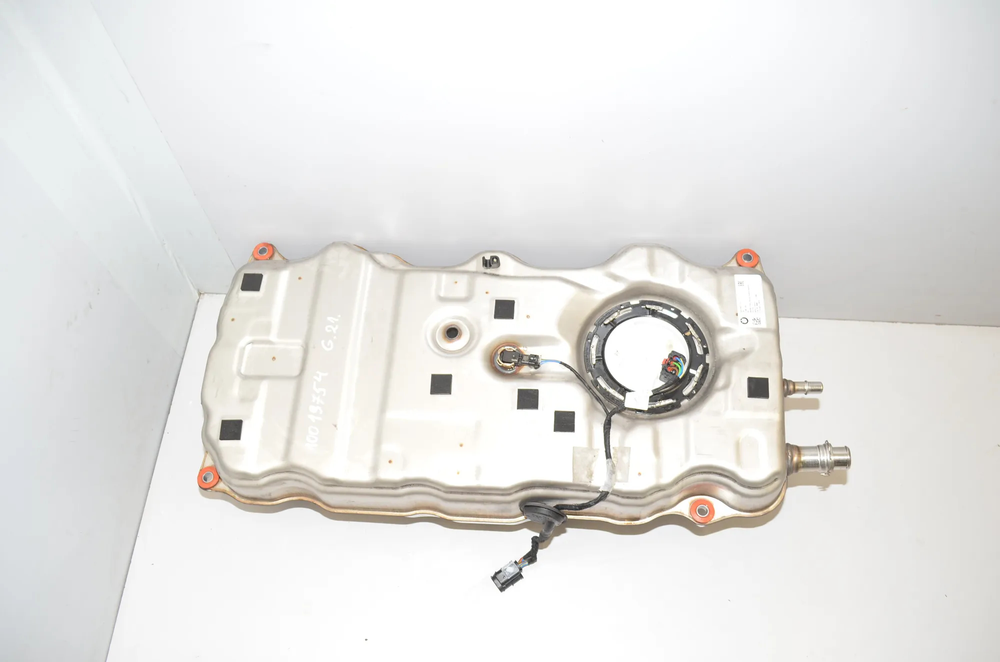 Fuel Tank – OEM 7473449 · BMW 3 Touring (G21) (2019 - -) 330 e Plug-in-Hybrid 2021