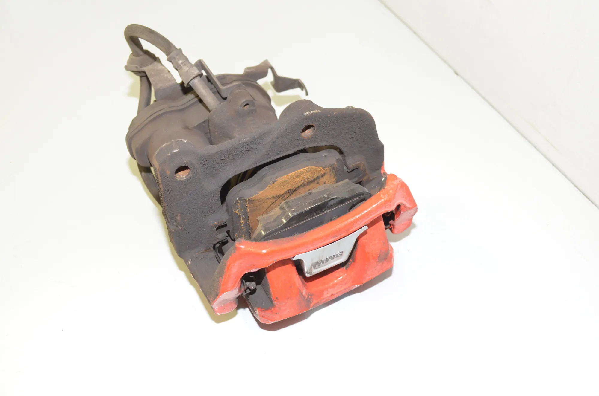 Rear Right Brake Caliper – OEM 6870572 · BMW 7 (G11, G12) 730 d, Ld 2016 – 3