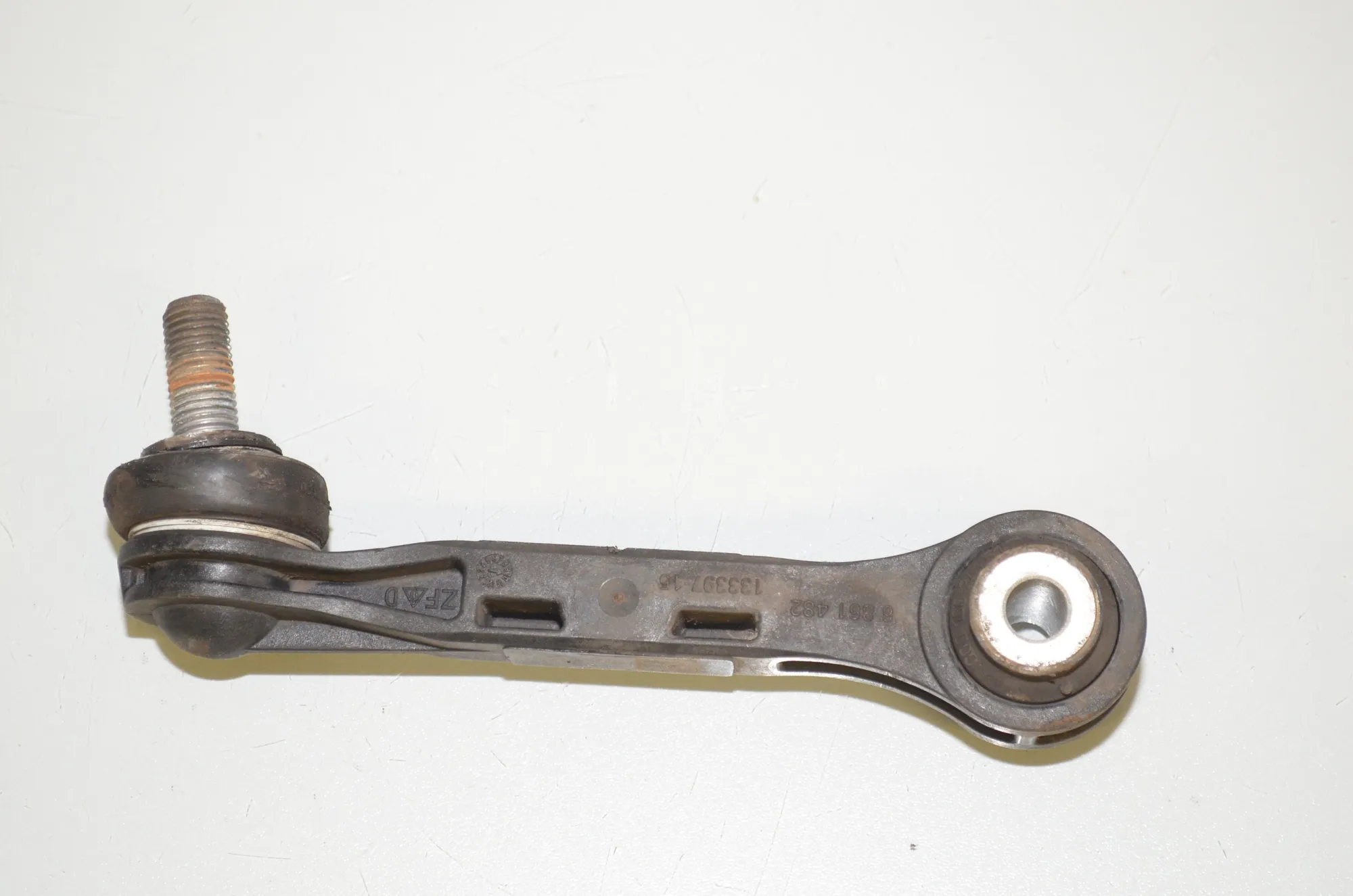 Rear Right Stabilizer Link – OEM 6861482 · BMW 7 (G11, G12) 730 d, Ld 2016
