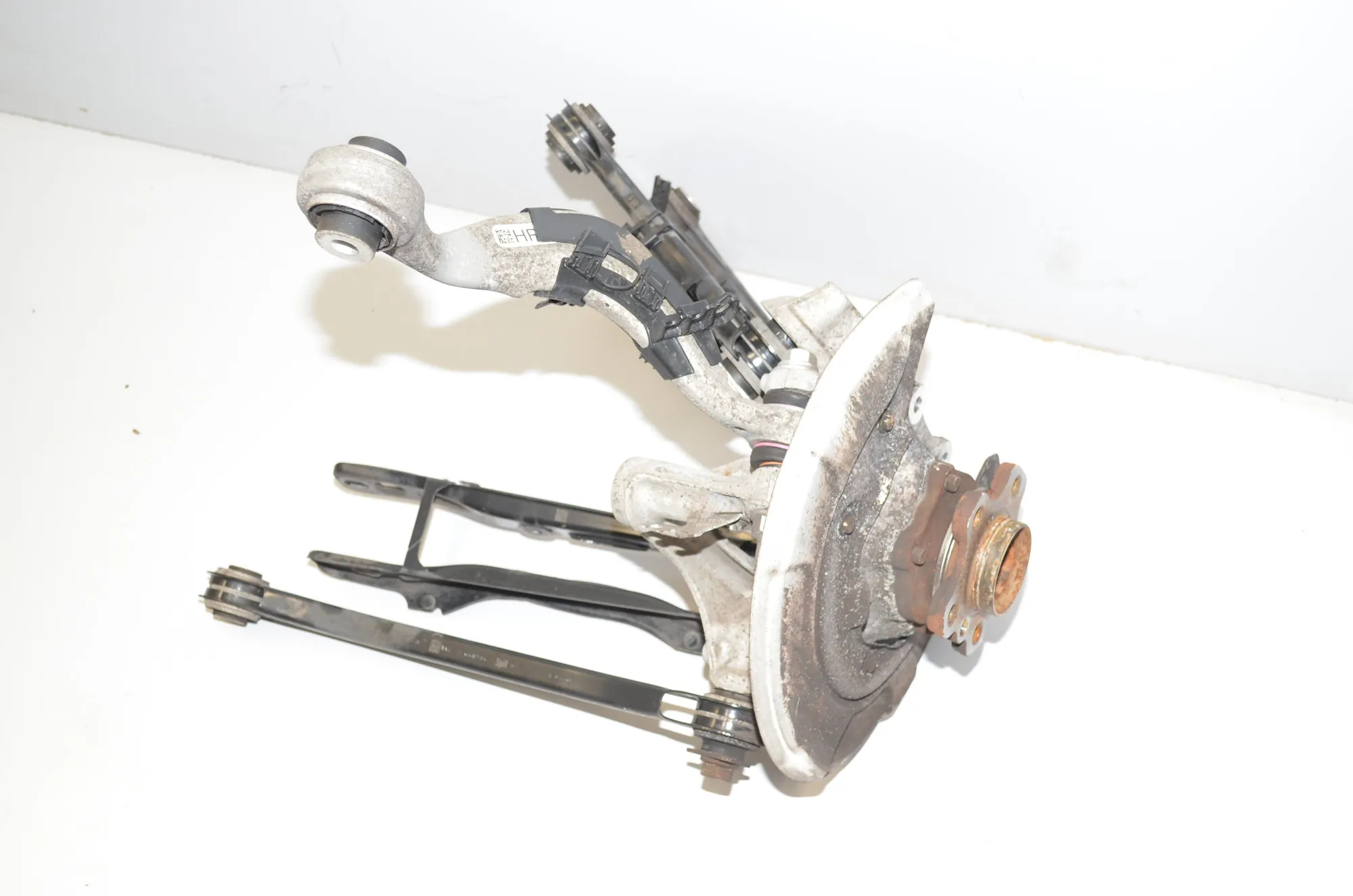 Rear Right Wheel Hub – OEM 6865662 · BMW 7 (G11, G12) 730 d, Ld 2016 – 5