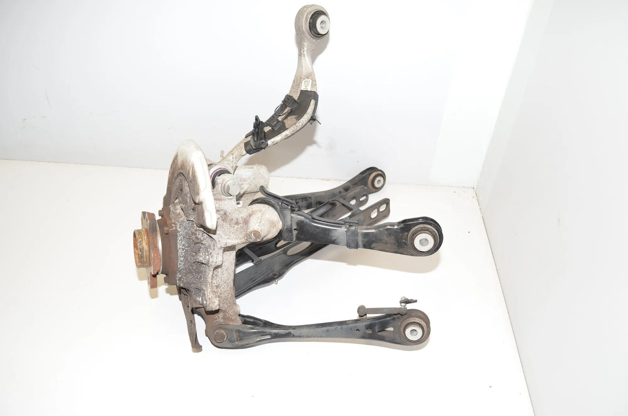 Rear Right Wheel Hub – OEM 6865662 · BMW 7 (G11, G12) 730 d, Ld 2016 – 2