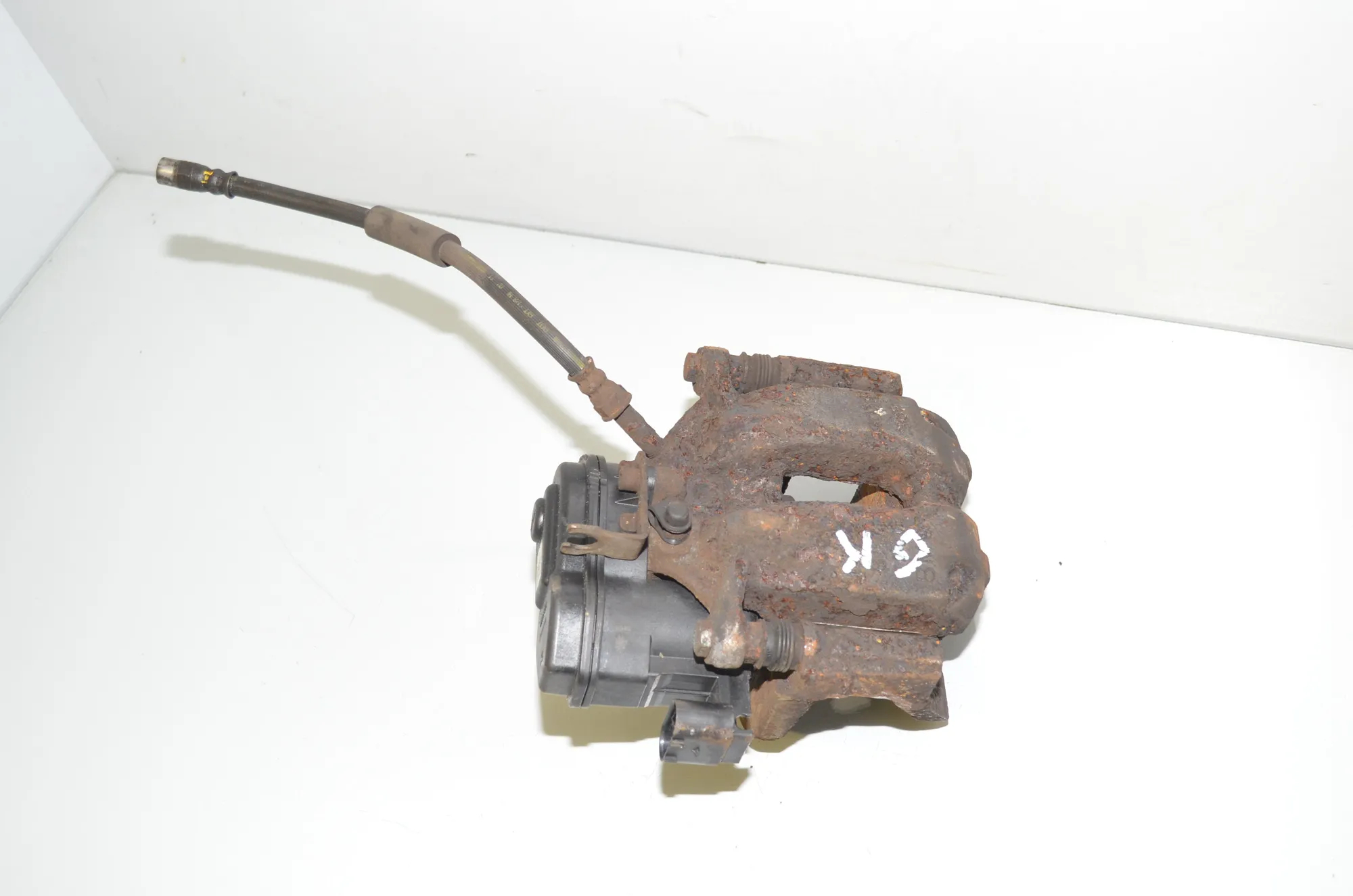 Rear Left Brake Caliper – OEM 34216793047 · BMW 5 Touring (F11) 530 d xDrive 2011 – 2