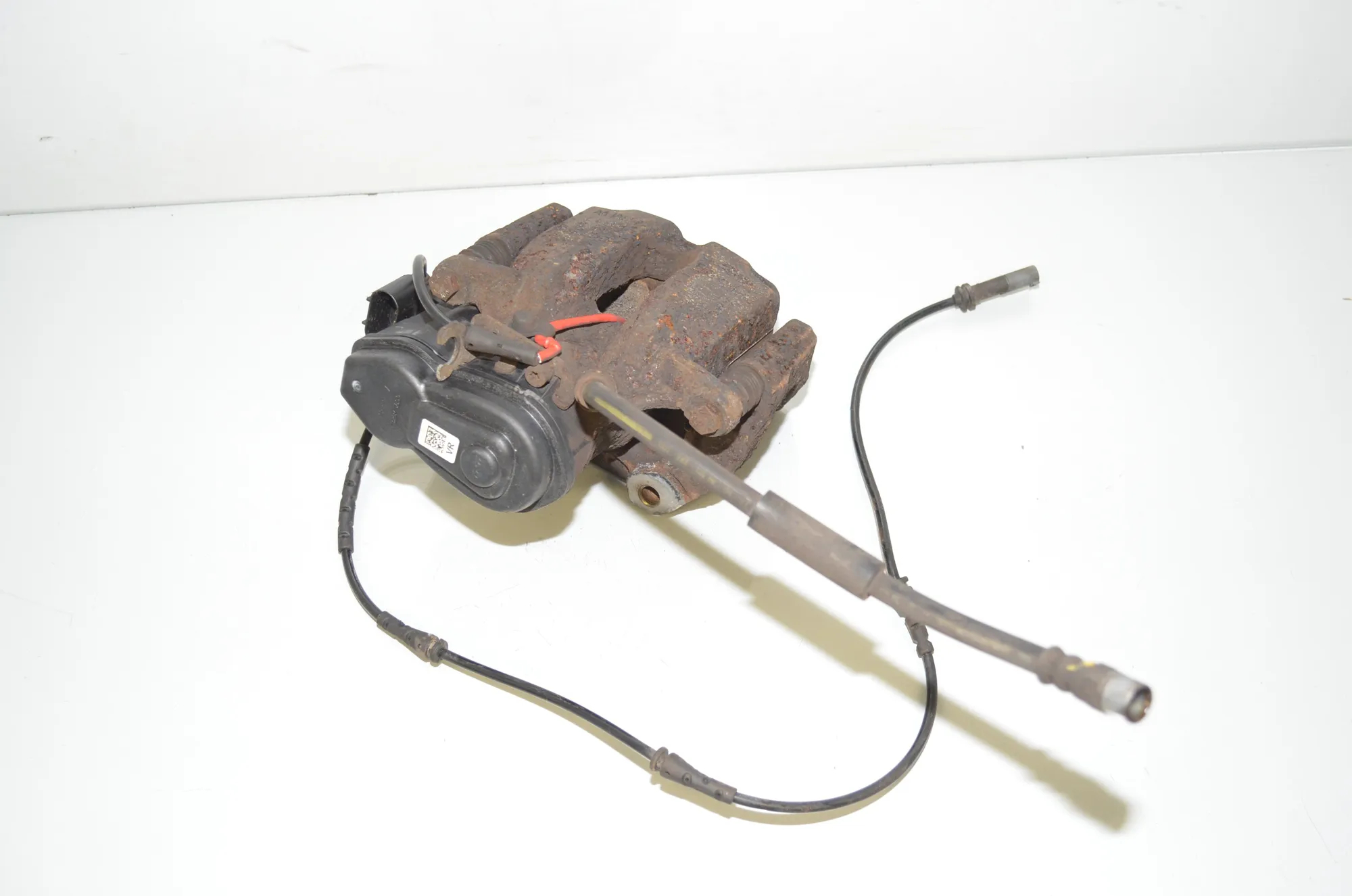 Rear Right Brake Caliper – OEM 34216793048 · BMW 5 Touring (F11) 530 d xDrive 2011