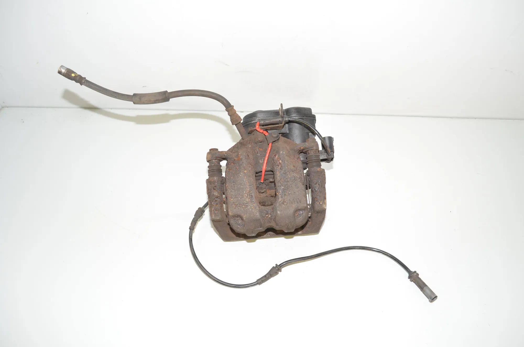 Rear Right Brake Caliper – OEM 34216793048 · BMW 5 Touring (F11) 530 d xDrive 2011 – 2