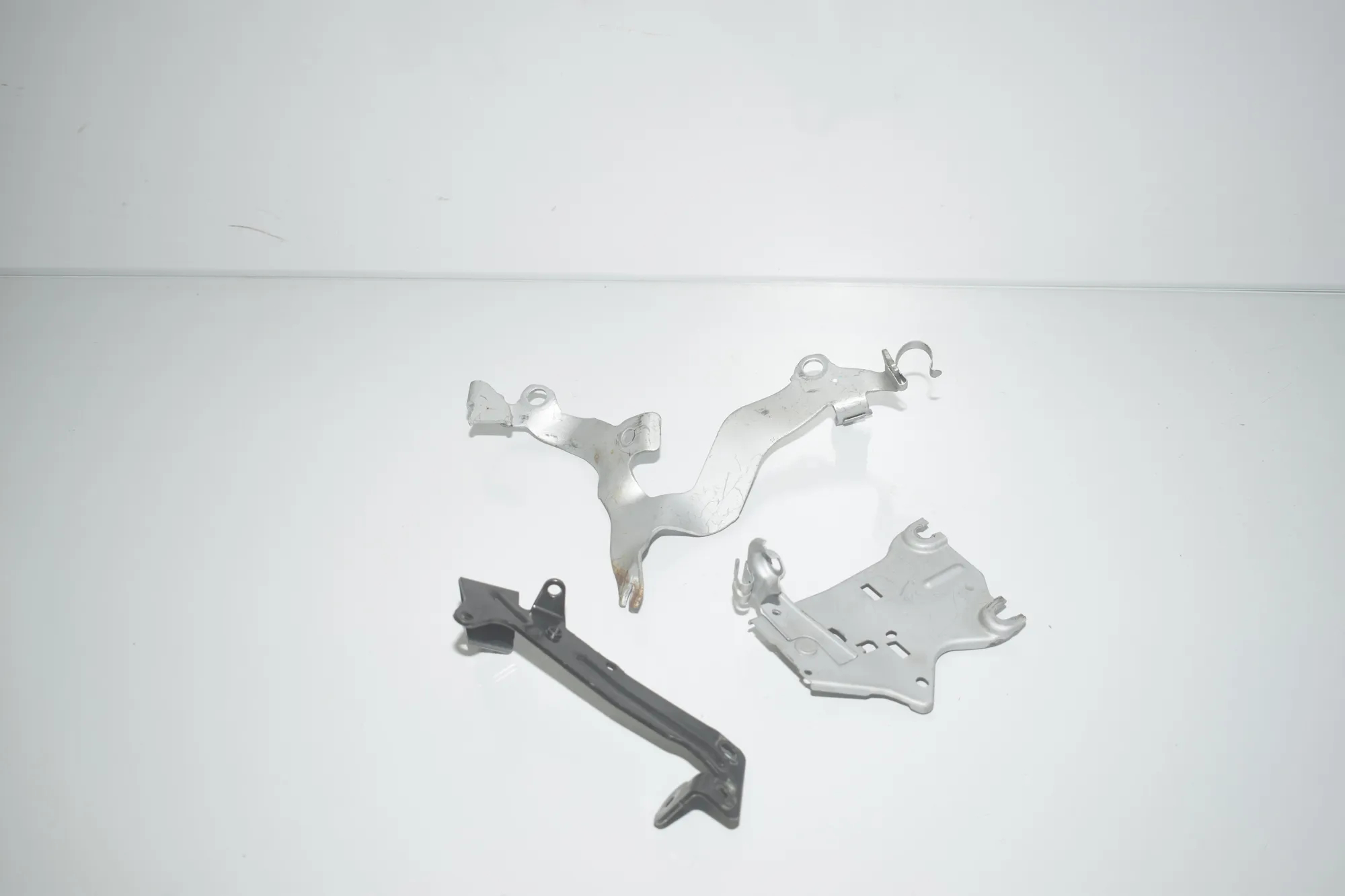 Bracket – OEM 8648410 · BMW 4 Cabrio (F33, F83) 420 i 2017 – 3