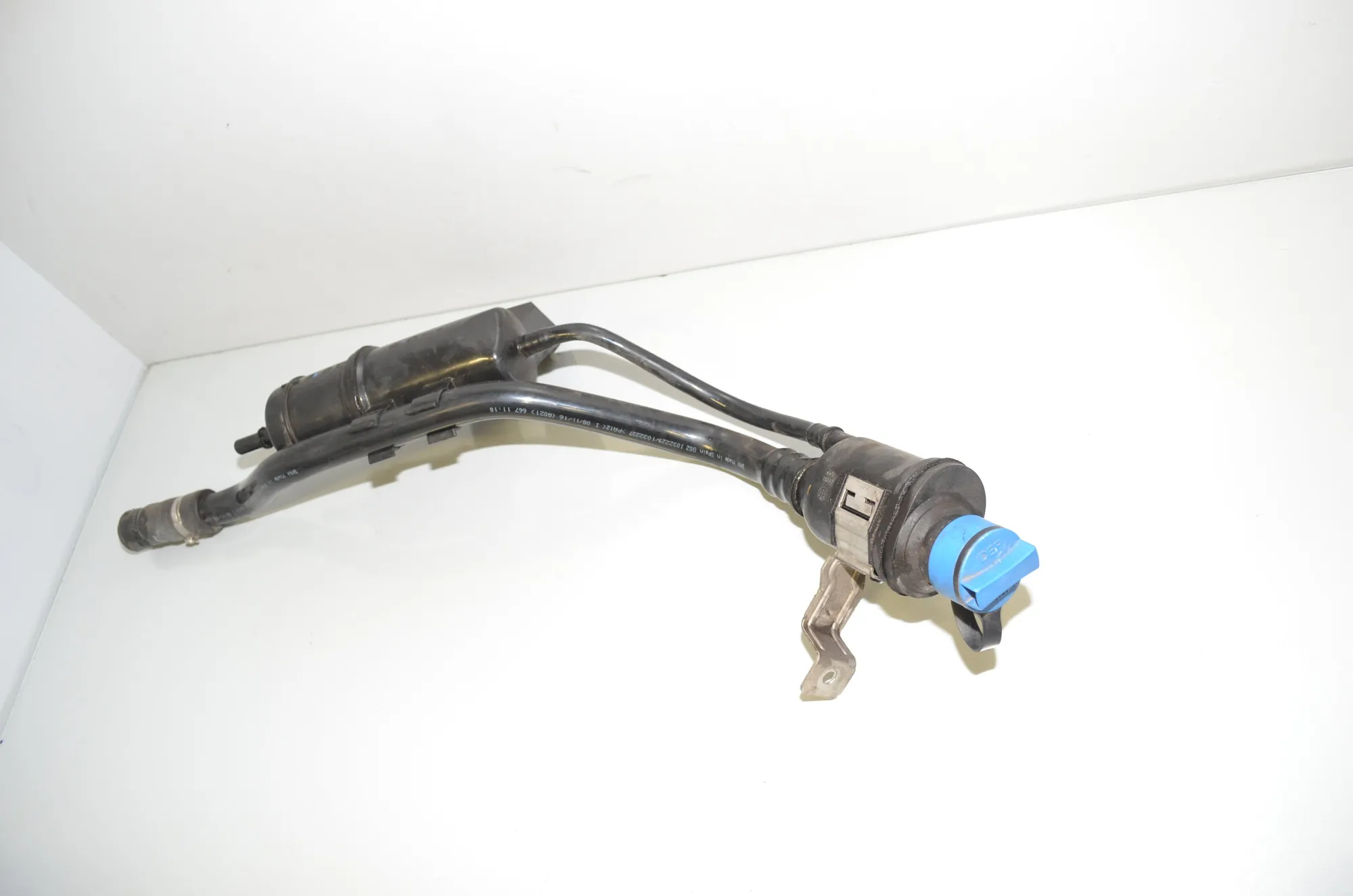 Fuel Tank Pipe – OEM 7358308 · BMW 7 (G11, G12) 730 d, Ld 2016 – 3