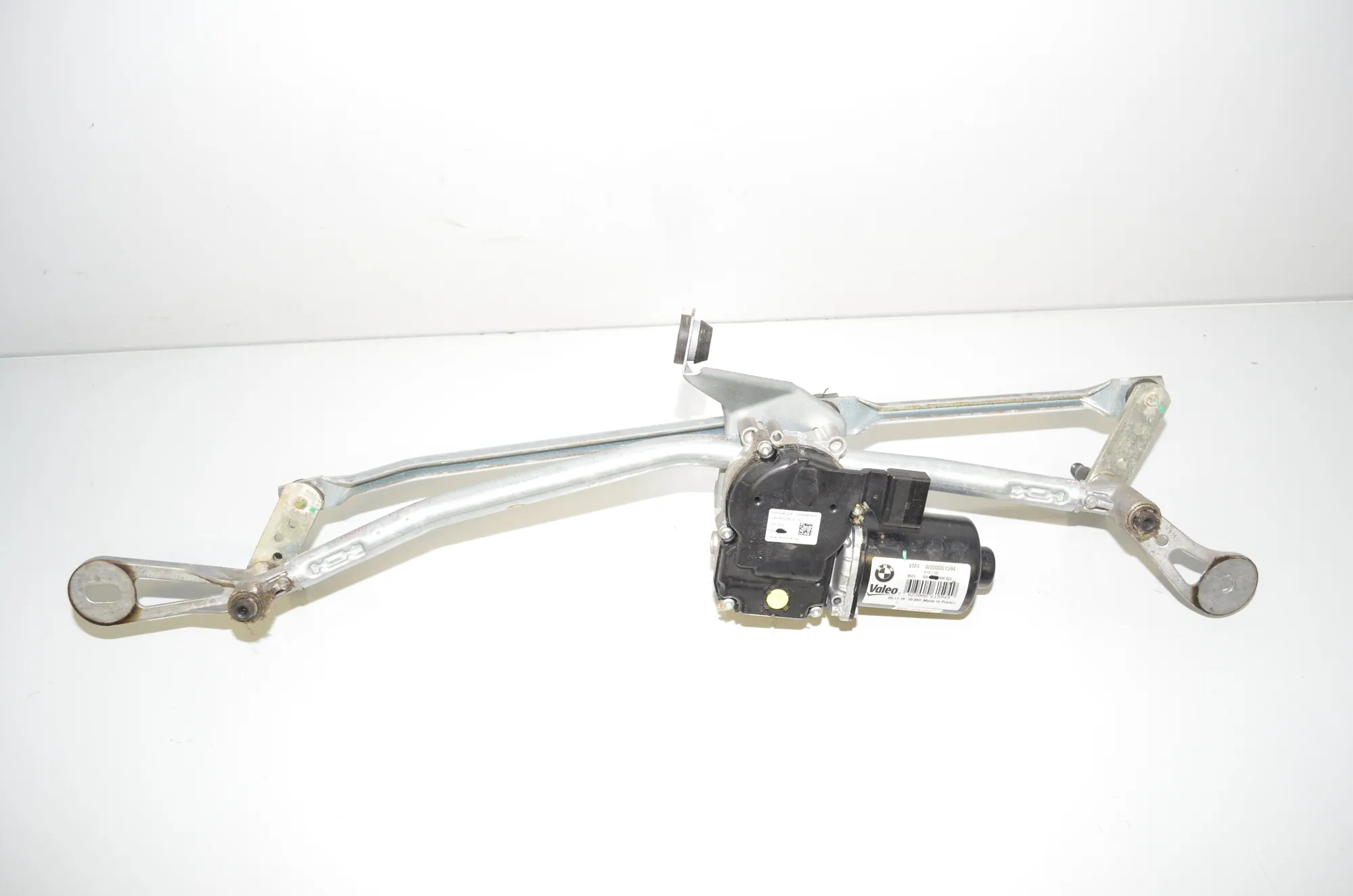 Front Windshield Wiper Mechanism – OEM 7623000 · BMW 7 (G11, G12) 730 d, Ld 2016 – 3
