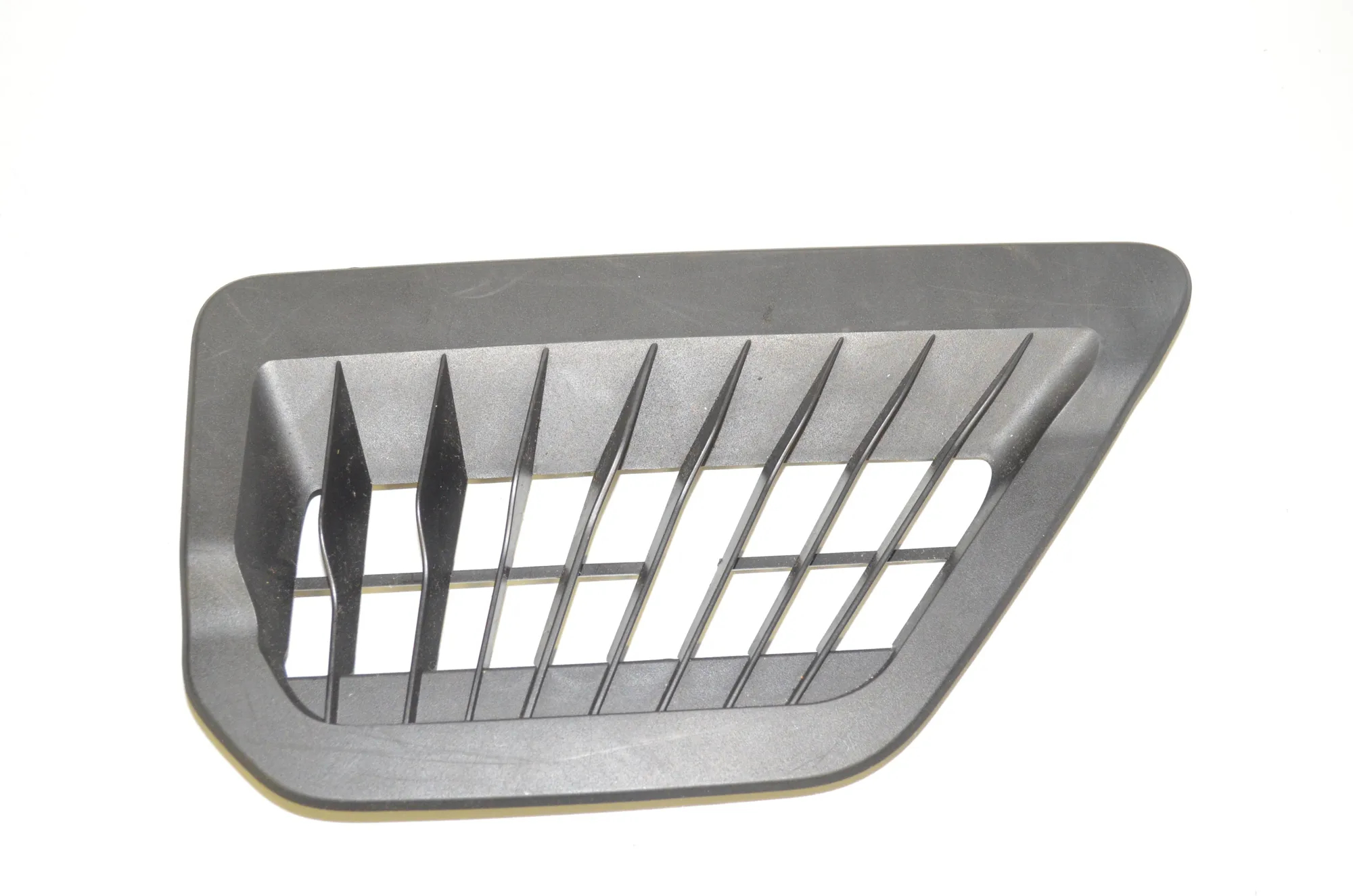 Rear Air Vent Grill – OEM 7343495 · BMW 7 (G11, G12) 730 d, Ld 2016 – 2