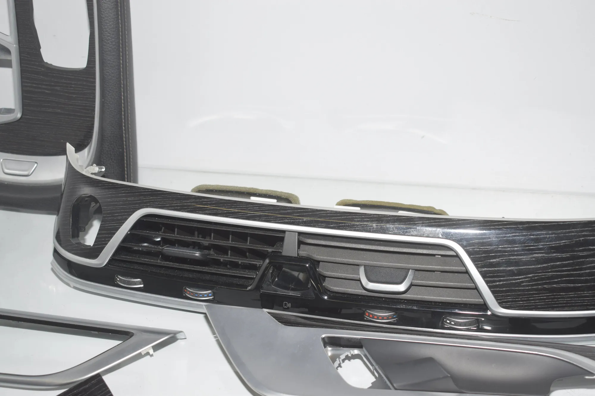 Interior Trim Strips Kit – OEM 7851834 · BMW 7 (G11, G12) 730 d, Ld 2016 – 7