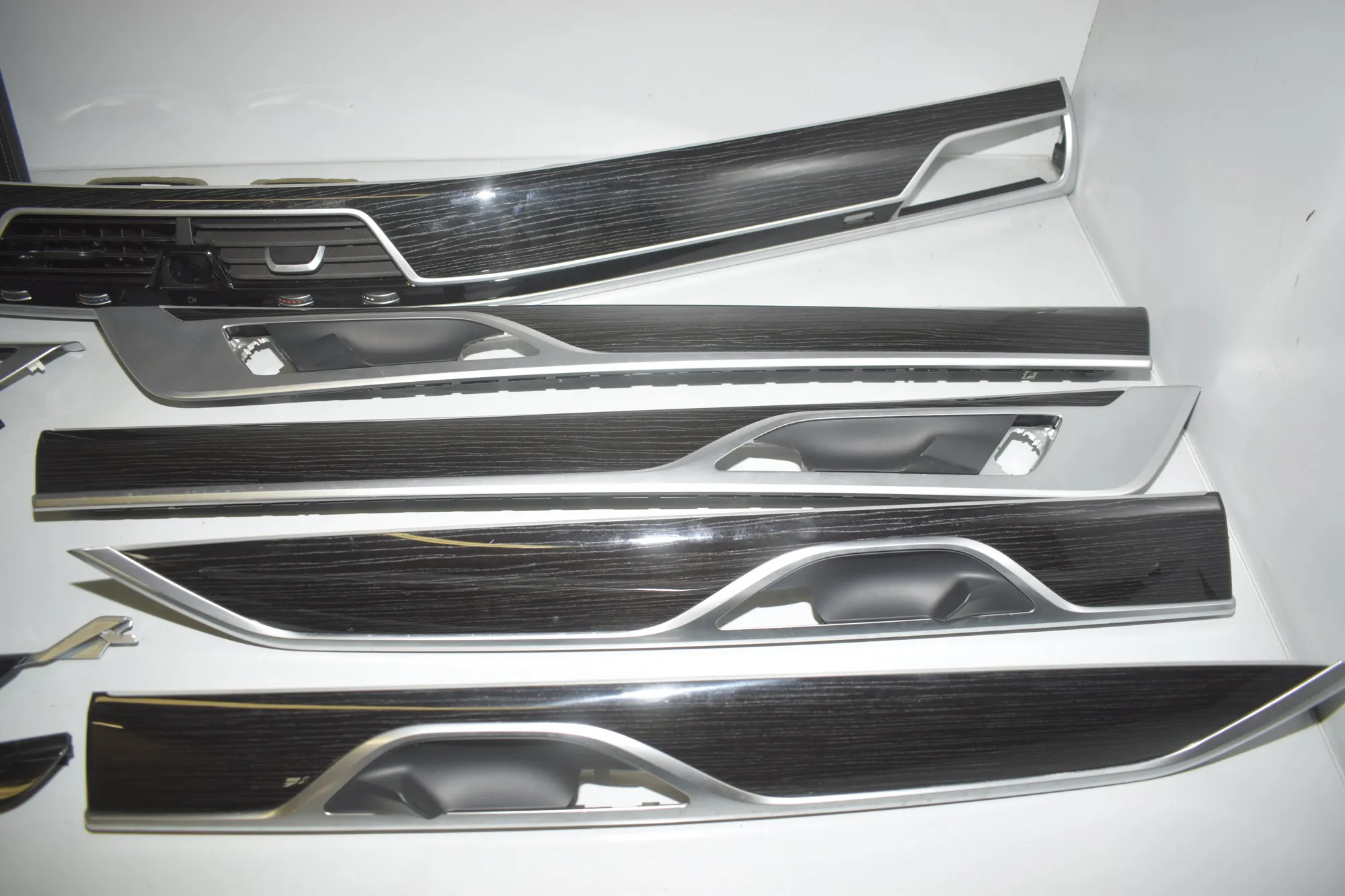 Interior Trim Strips Kit – OEM 7851834 · BMW 7 (G11, G12) 730 d, Ld 2016 – 4