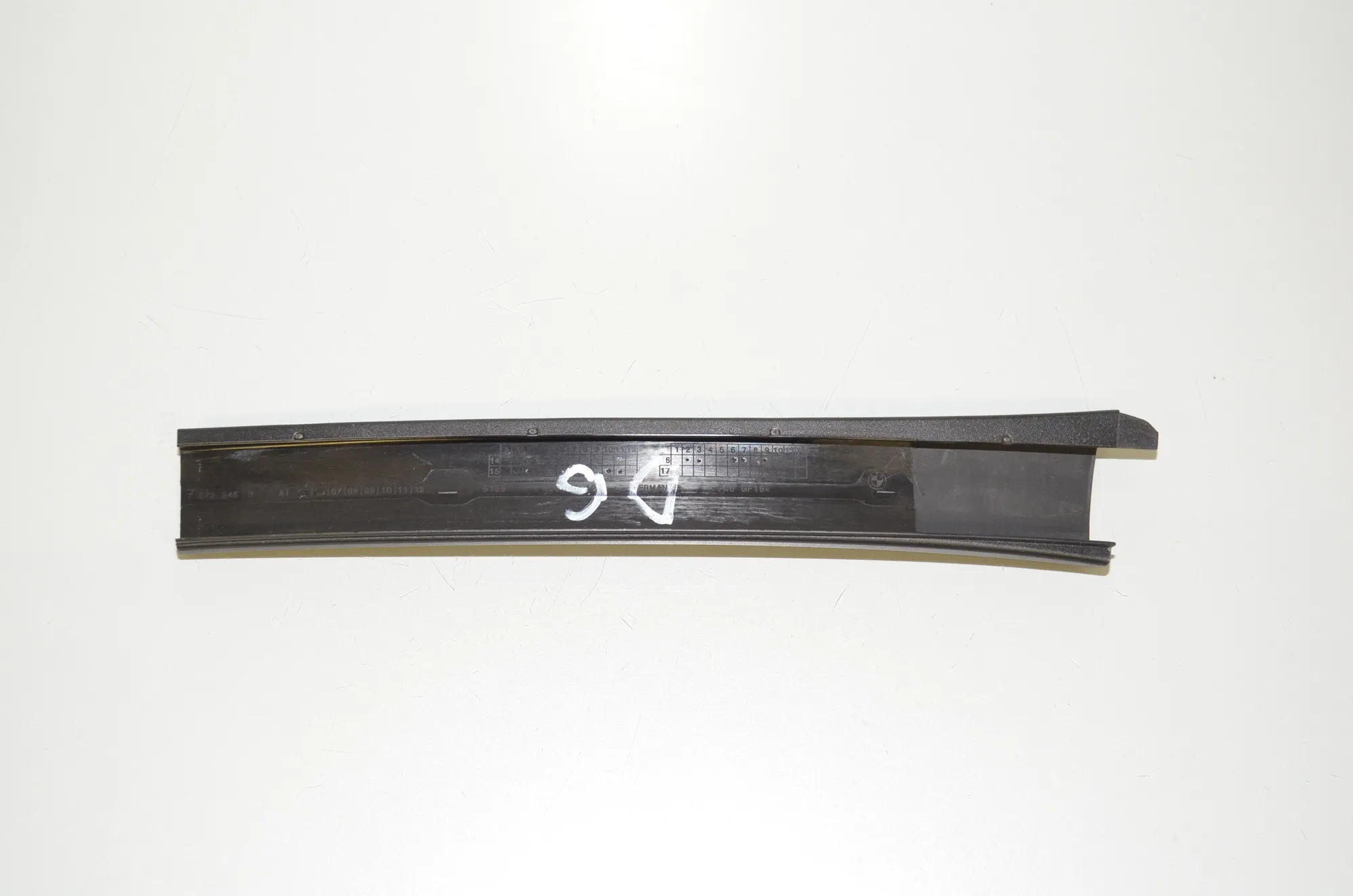 Rear Right Door Panel Trim – OEM 7372946 · BMW 7 (G11, G12) 730 d, Ld 2016 – 4