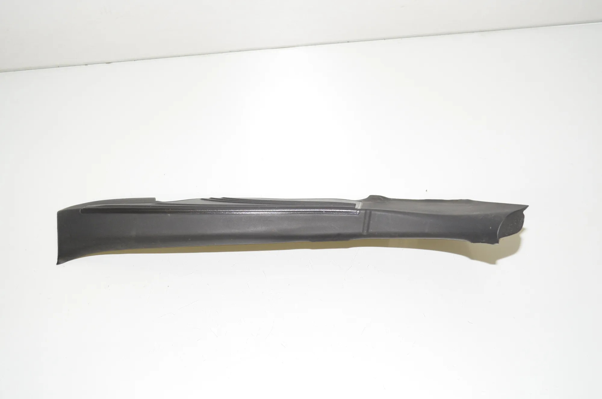 Rear Right Tail Light Trim – OEM 7342962 · BMW 7 (G11, G12) 730 d, Ld 2016 – 2