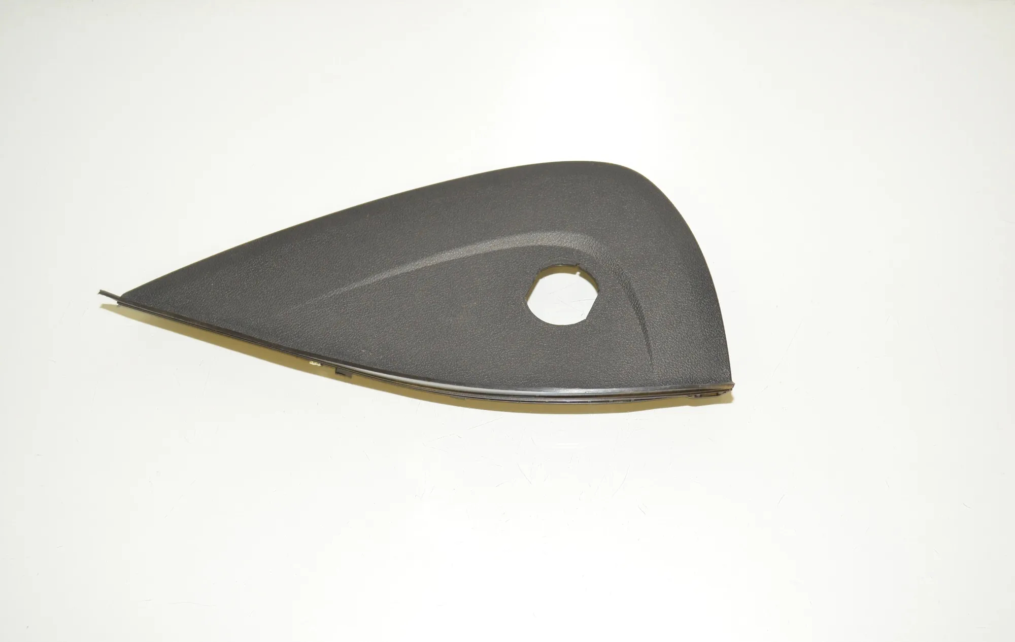 Dashboard Side Trim – OEM 9381400 · BMW 7 (G11, G12) 730 d, Ld 2016 – 2