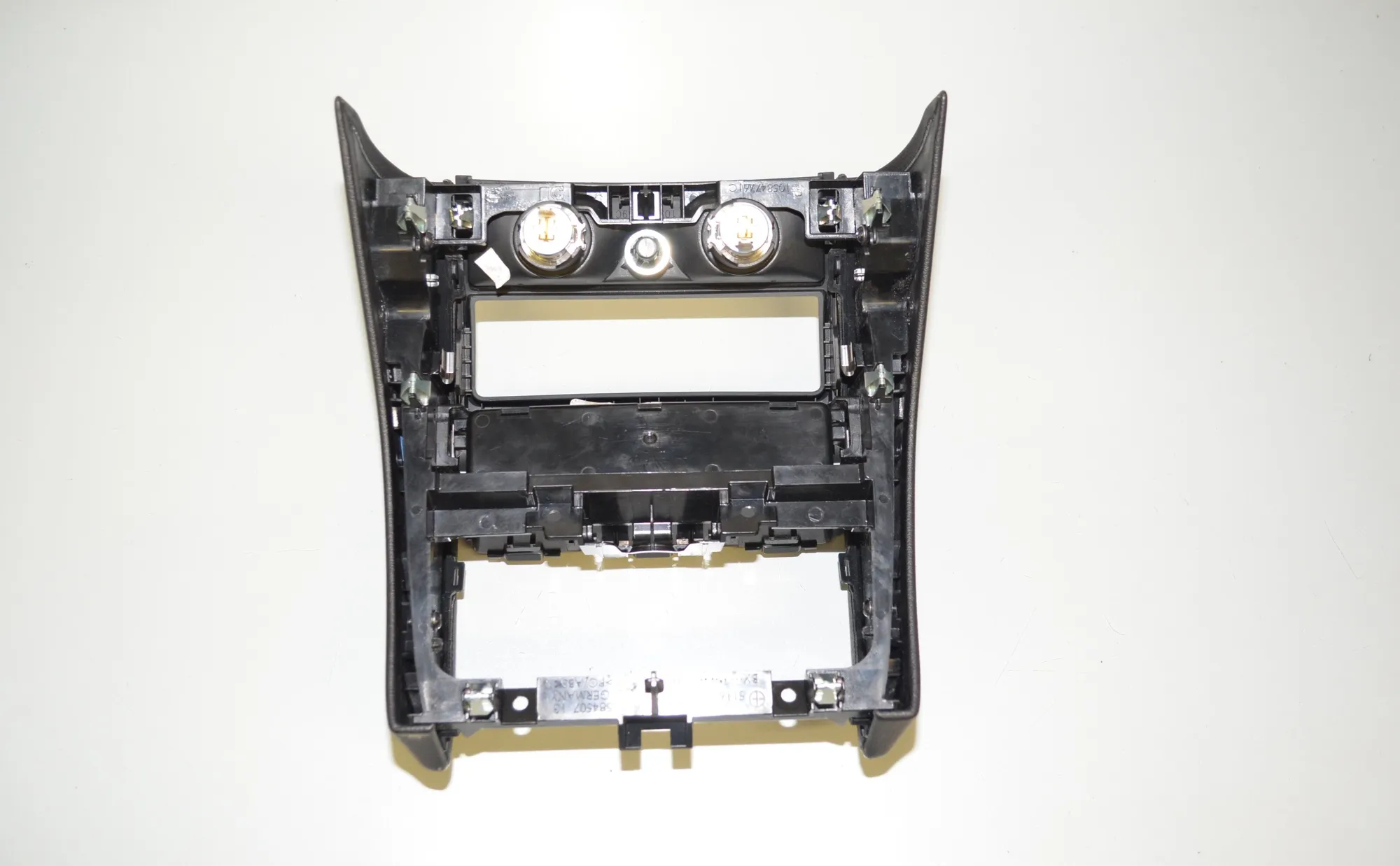 Center Console Trim – OEM 9302186 · BMW 7 (G11, G12) 730 d, Ld 2016 – 4