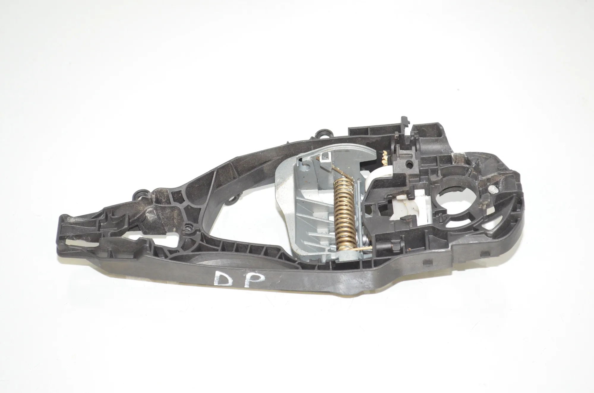Front Right Door Interior Handle Frame – OEM 7377242 · BMW 7 (G11, G12) 730 d, Ld 2016