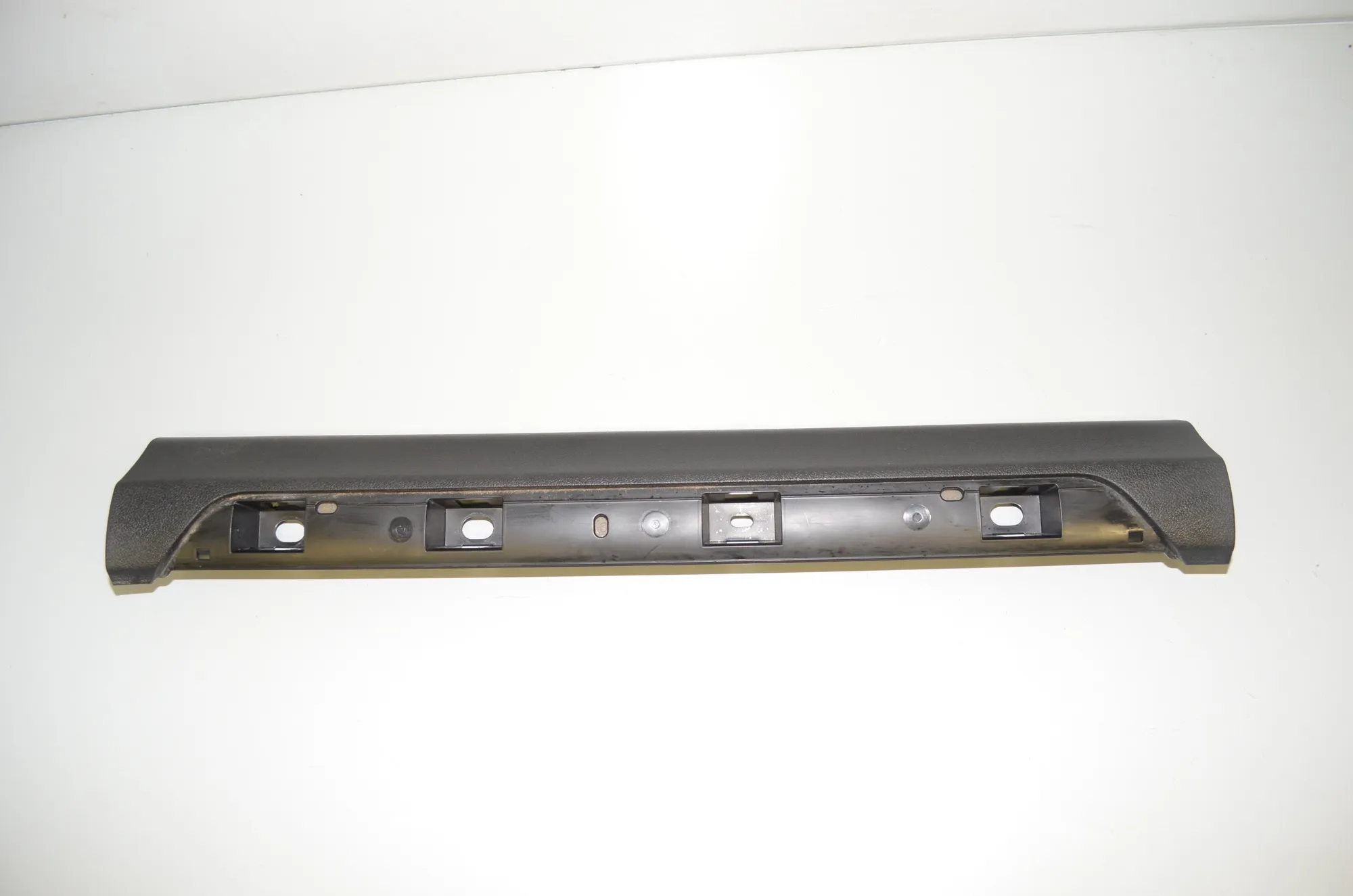 Front Left Interior Step Trim – OEM 7390769 · BMW 7 (G11, G12) 730 d, Ld 2016 – 2