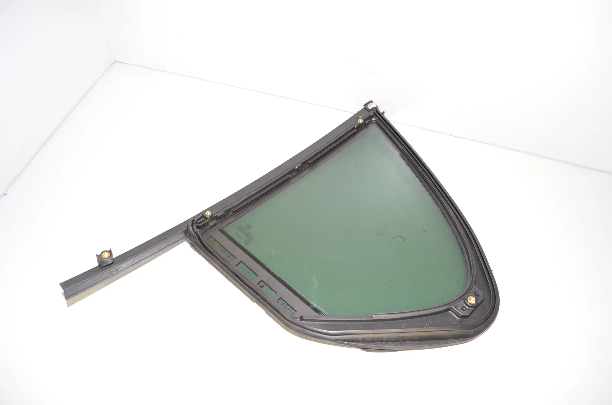 Rear Right Quarter Window – OEM 7373890 · BMW 7 (G11, G12) 730 d, Ld 2016 – 3