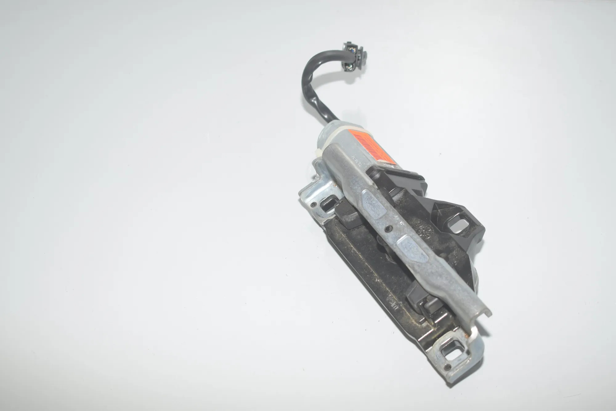 Tailgate Boot Lock – OEM 7114613 · BMW X6 (E71, E72) M 50 d 2013 – 2