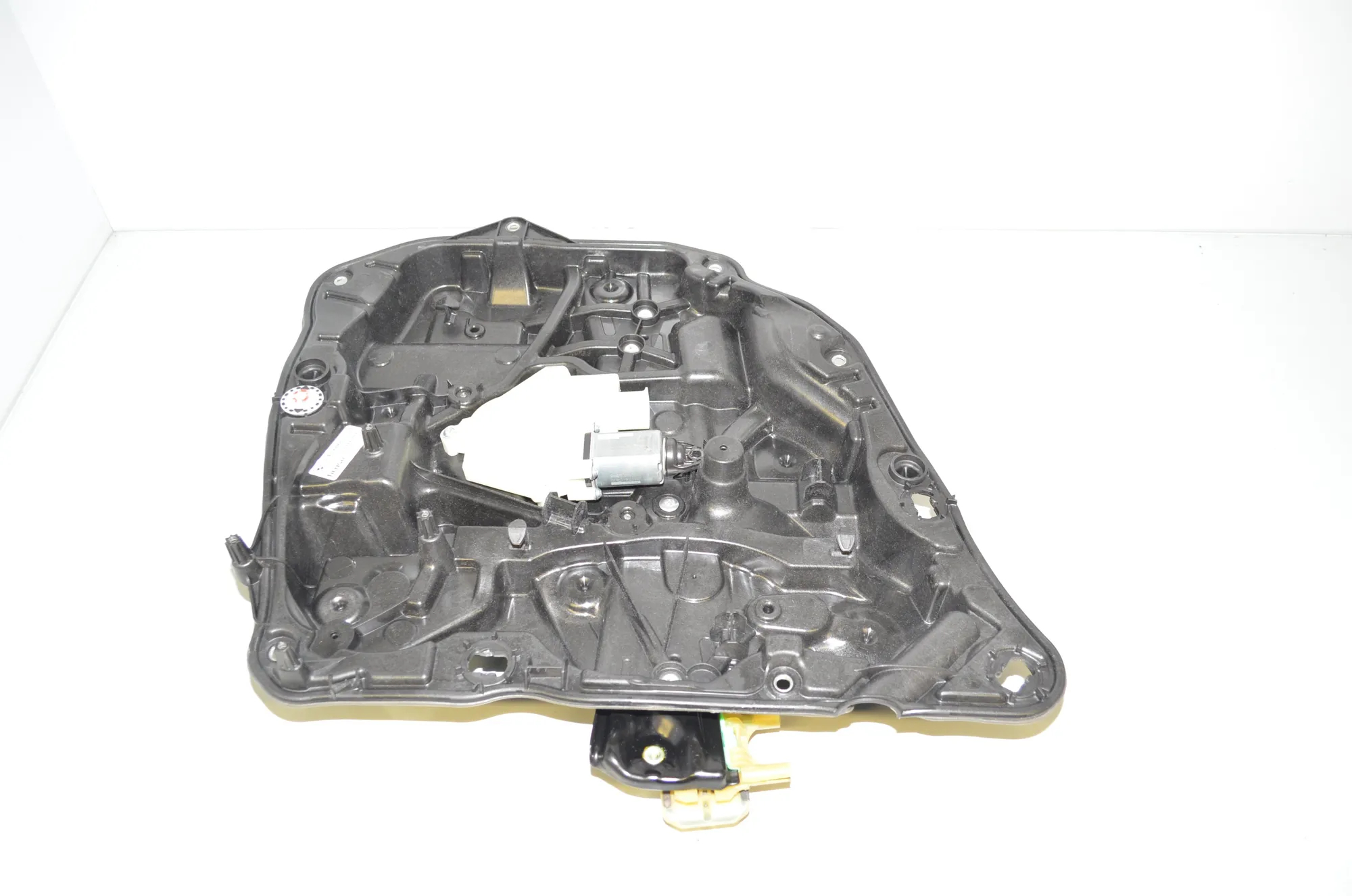 Rear Left Door Window Regulator – OEM 7479065 · BMW 7 (G11, G12) 730 d, Ld 2016 – 2