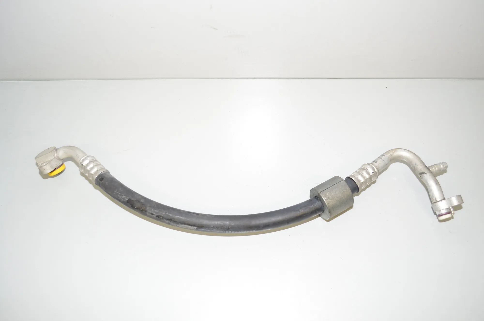 A/C Air Con Hose Pipe – OEM 9217375 · BMW 2 Cabrio (F23) 220 i 2016 – 3