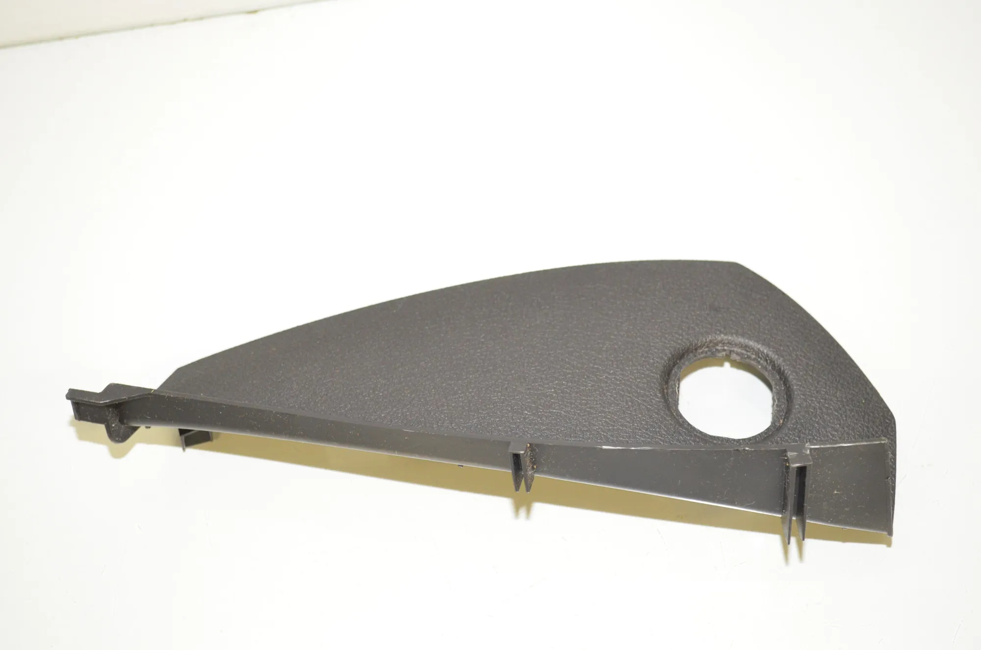 Dashboard Side Trim – OEM 9227102 · BMW 2 Cabrio (F23) 220 i 2017 – 2