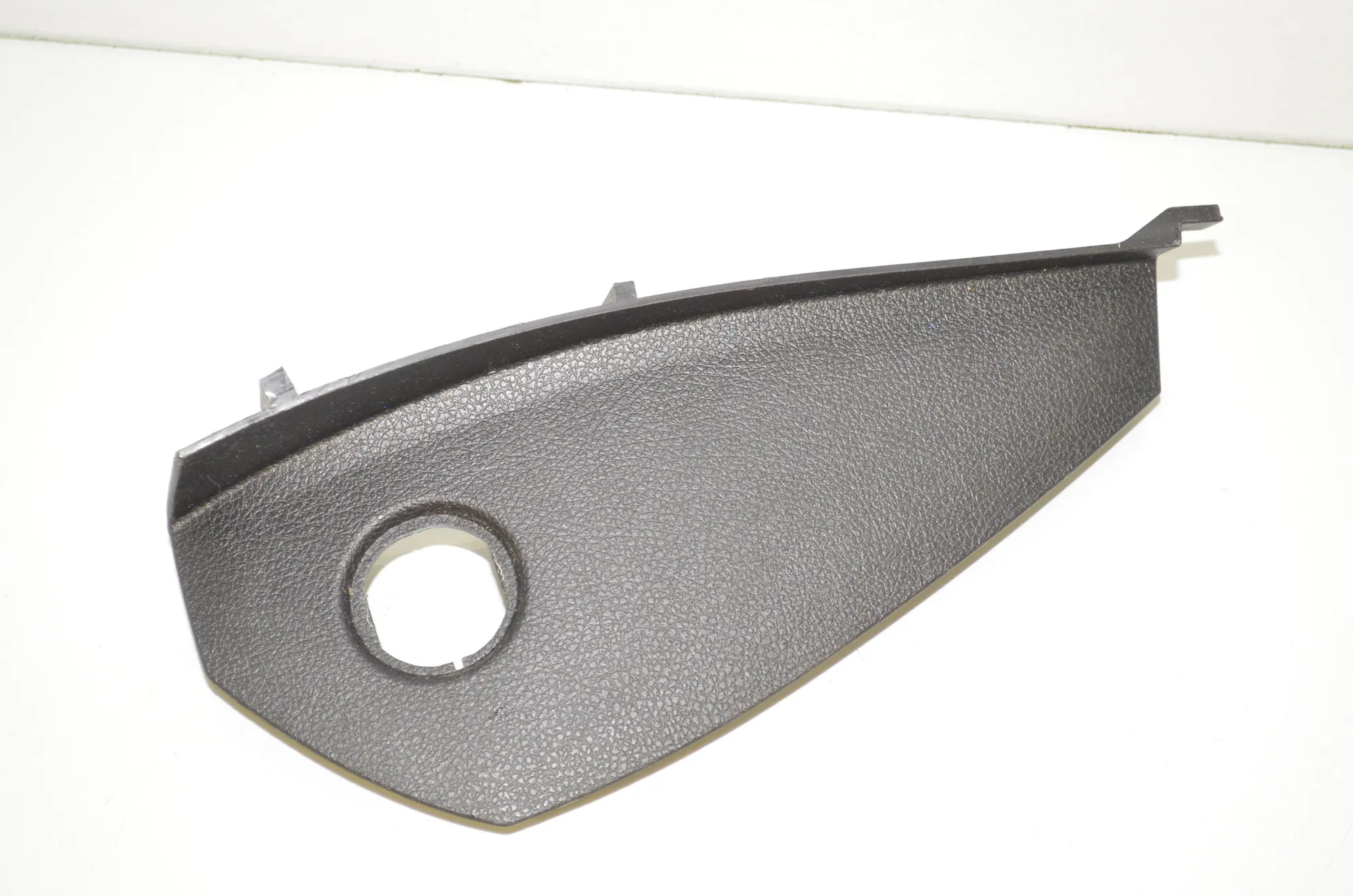 Dashboard Side Trim – OEM 9227102 · BMW 2 Cabrio (F23) 220 i 2017