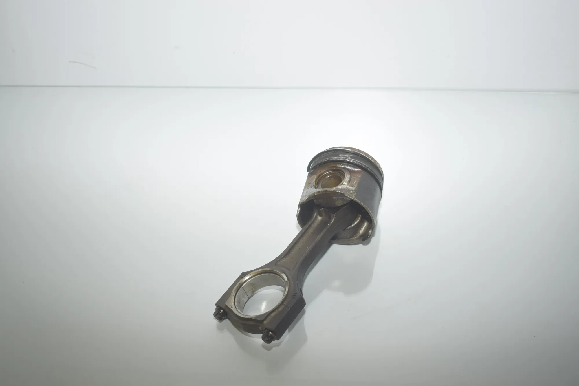 Piston – OEM 843ME · BMW 3 (F30, F80) BMW 3 (F30, F80) 316 d 2020
