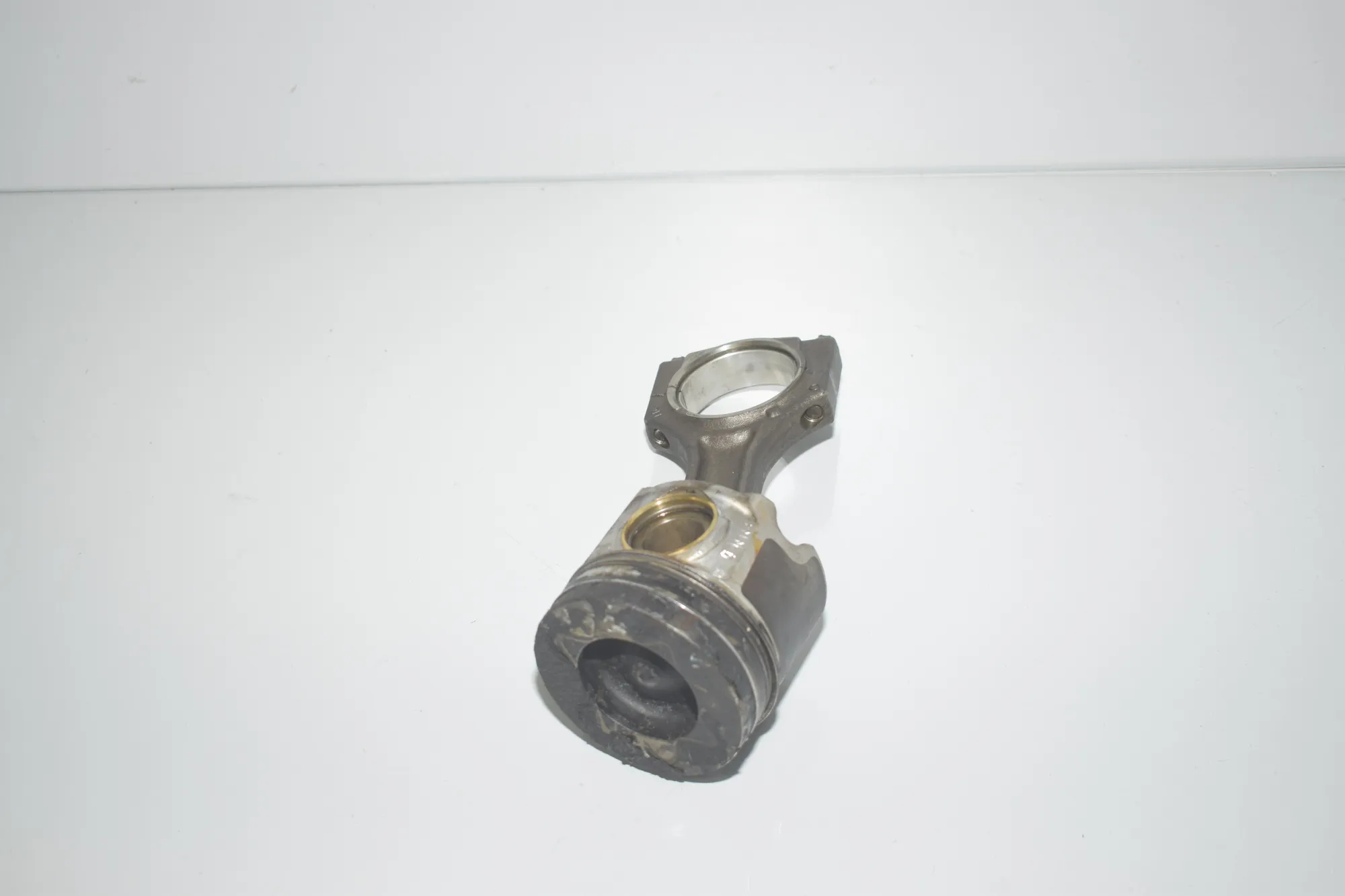 Piston – OEM 843ME · BMW 3 (F30, F80) BMW 3 (F30, F80) 316 d 2020 – 3