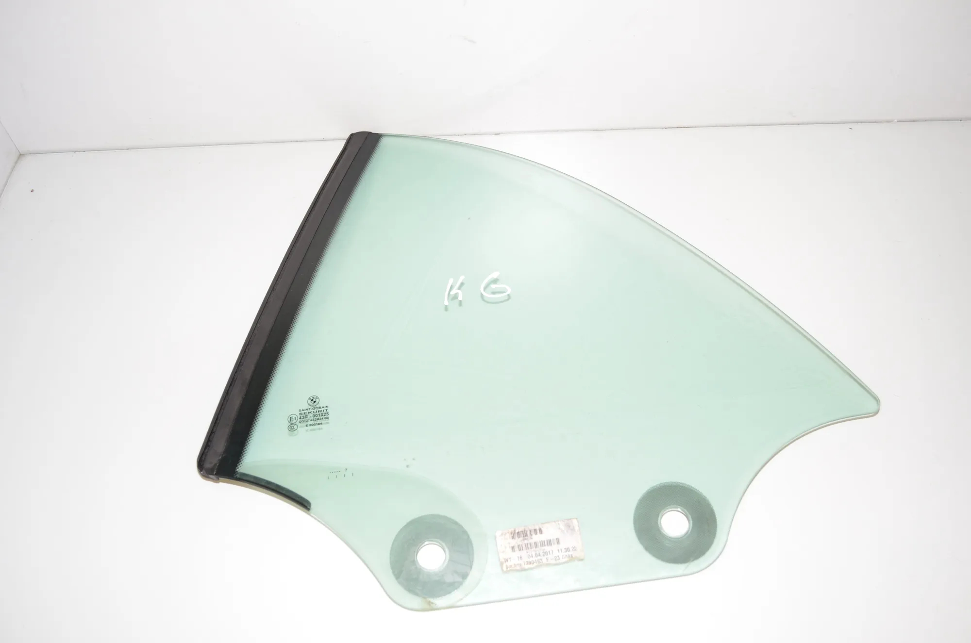 Rear Left Quarter Window – OEM 7290493 · BMW 2 Cabrio (F23) 220 i 2017