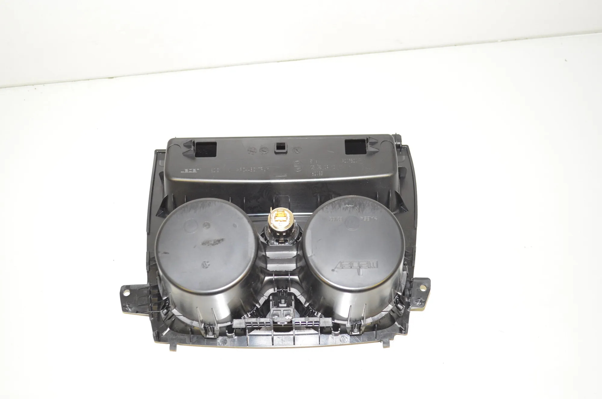 Cup Holder – OEM 9207320 · BMW 2 Cabrio (F23) 220 i 2017 – 4