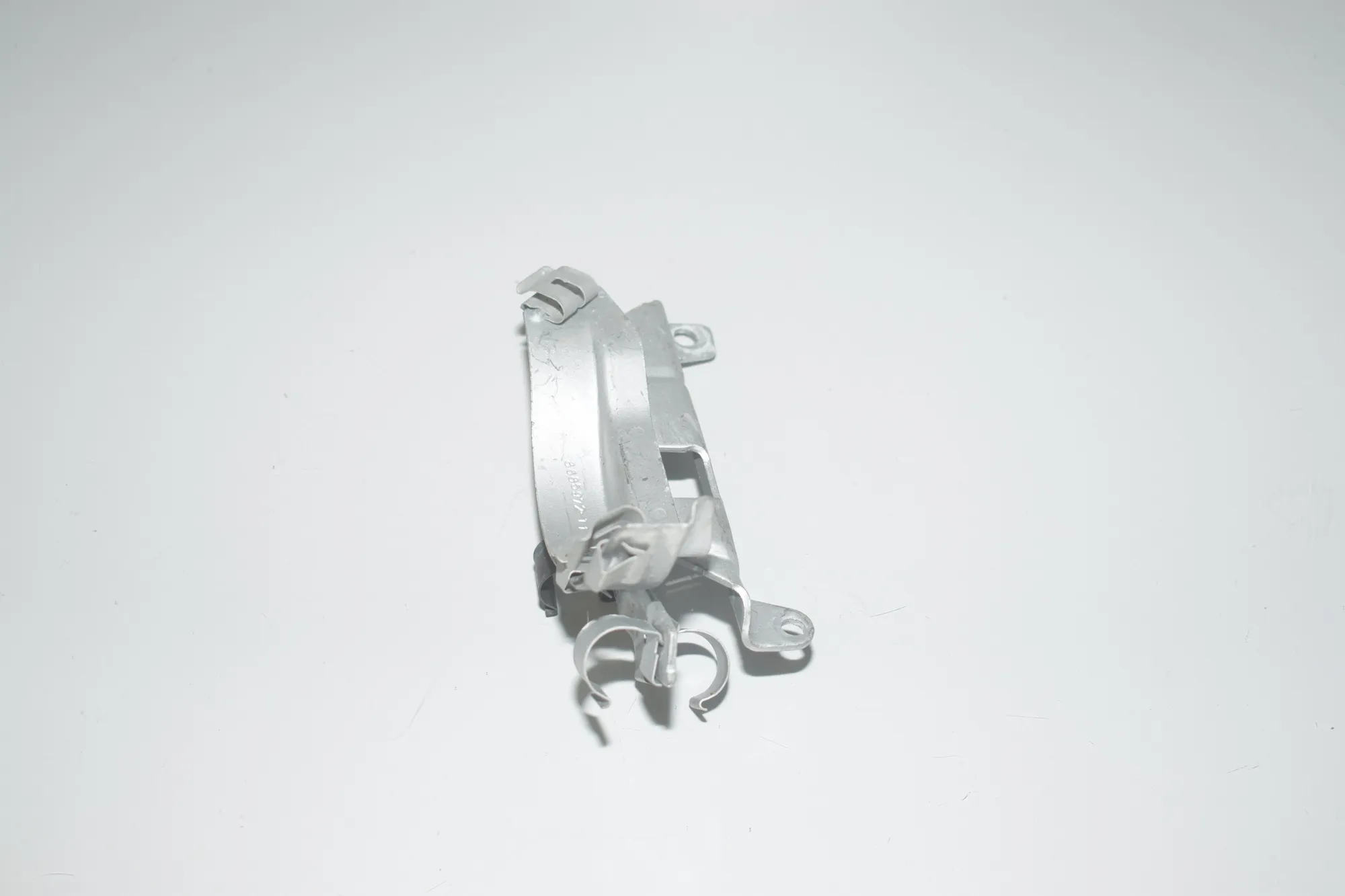 Bracket – OEM 8685972 · BMW 3 Touring (G21) (2019 - -) 330 e Plug-in-Hybrid 2021 – 2