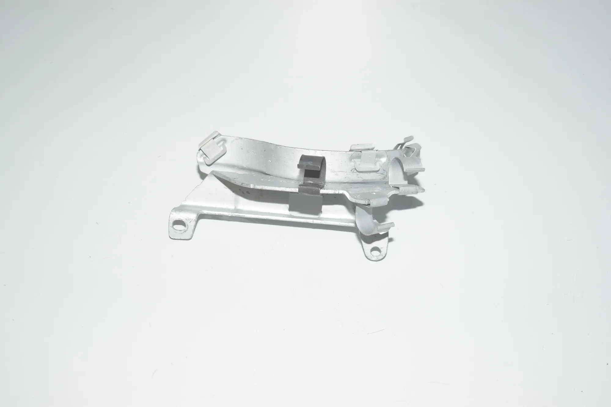 Bracket – OEM 8685972 · BMW 3 Touring (G21) (2019 - -) 330 e Plug-in-Hybrid 2021