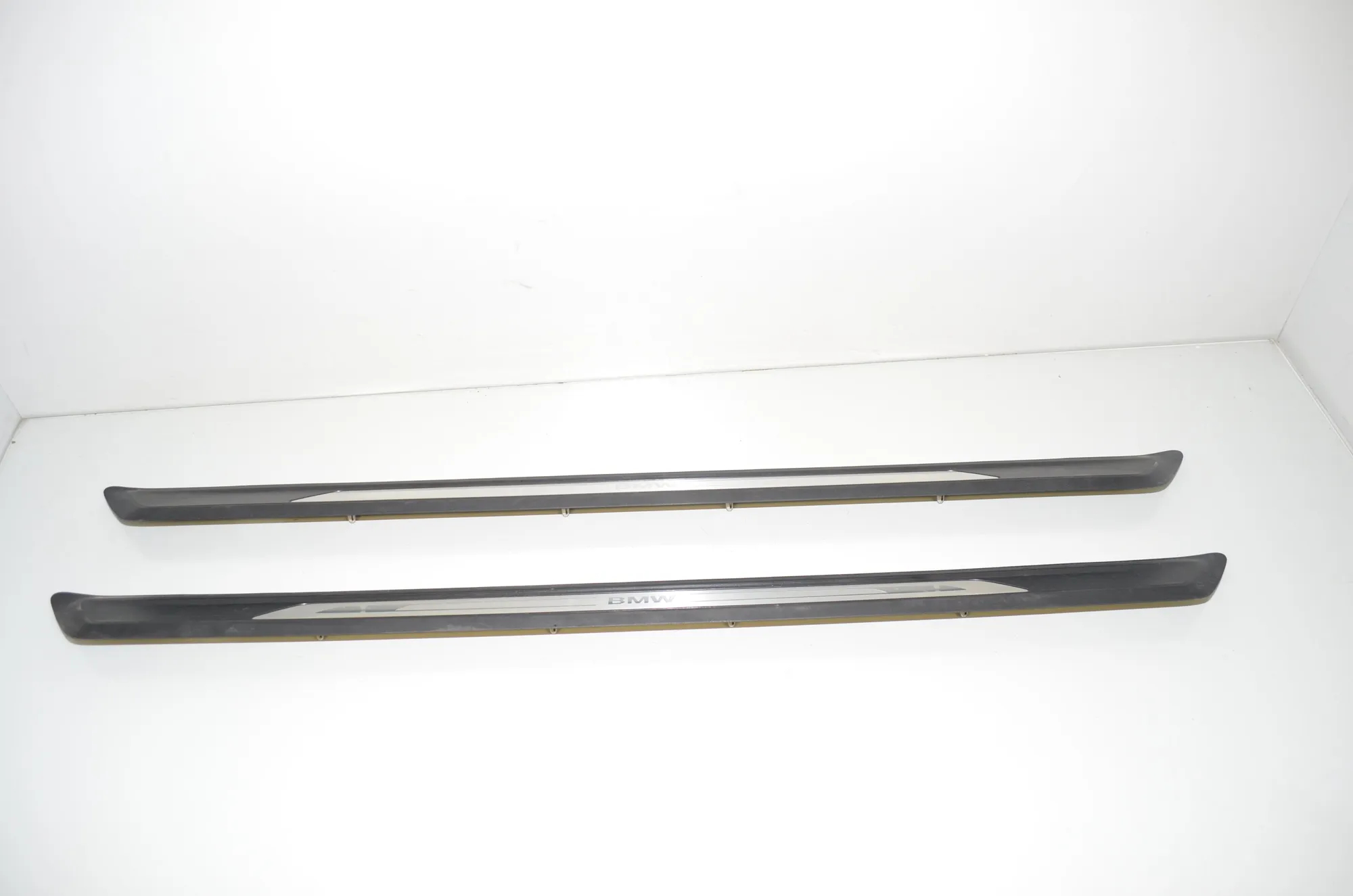 Door Sill Trim Kit – OEM 89379710 · BMW 2 Cabrio (F23) 220 i 2017 – 2