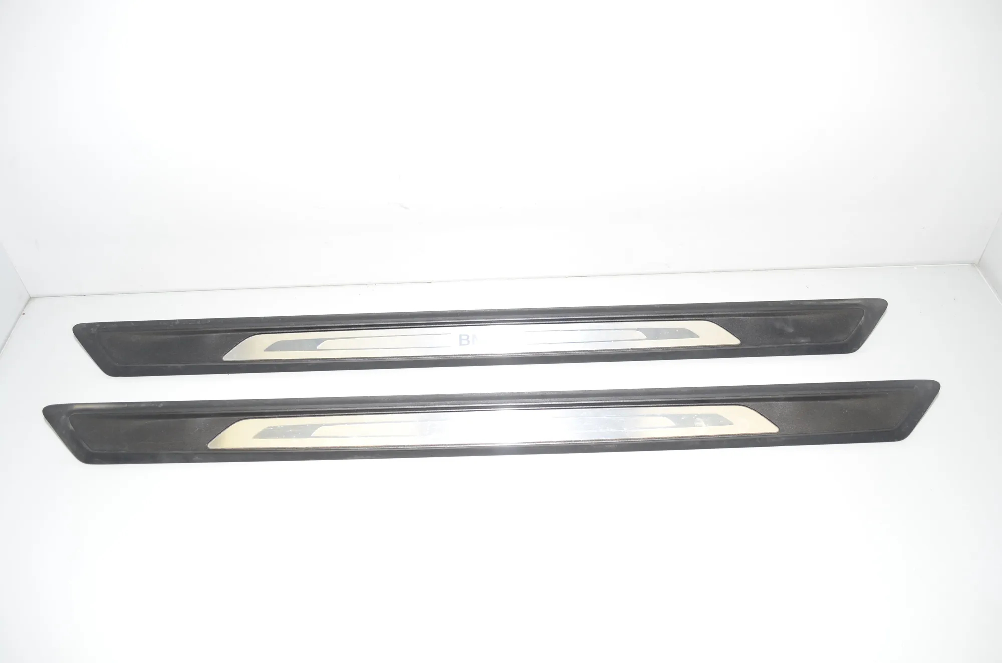 Door Sill Trim Kit – OEM 89379710 · BMW 2 Cabrio (F23) 220 i 2017