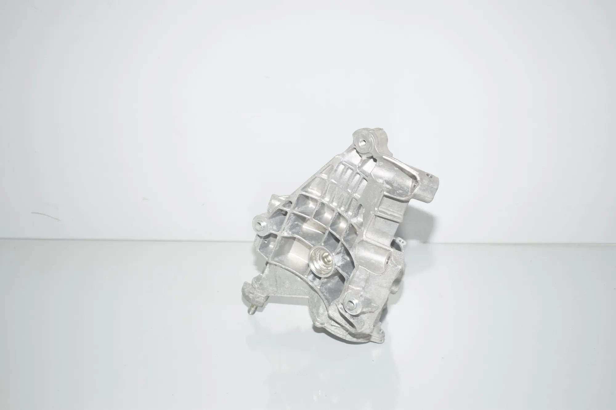 Water Pump – OEM 8650987 · BMW 3 Touring (G21) (2019 - -) 330 e Plug-in-Hybrid 2021 – 3