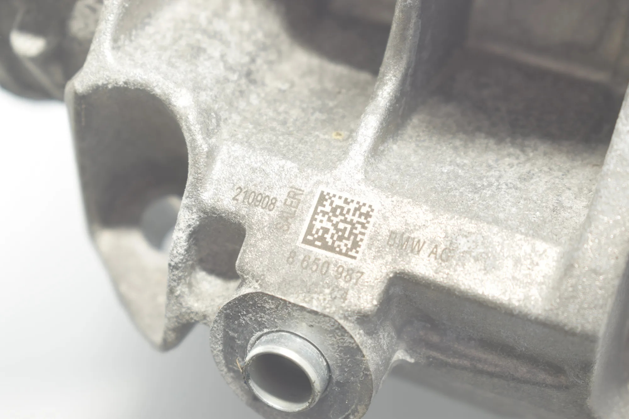 Water Pump – OEM 8650987 · BMW 3 Touring (G21) (2019 - -) 330 e Plug-in-Hybrid 2021 – 5