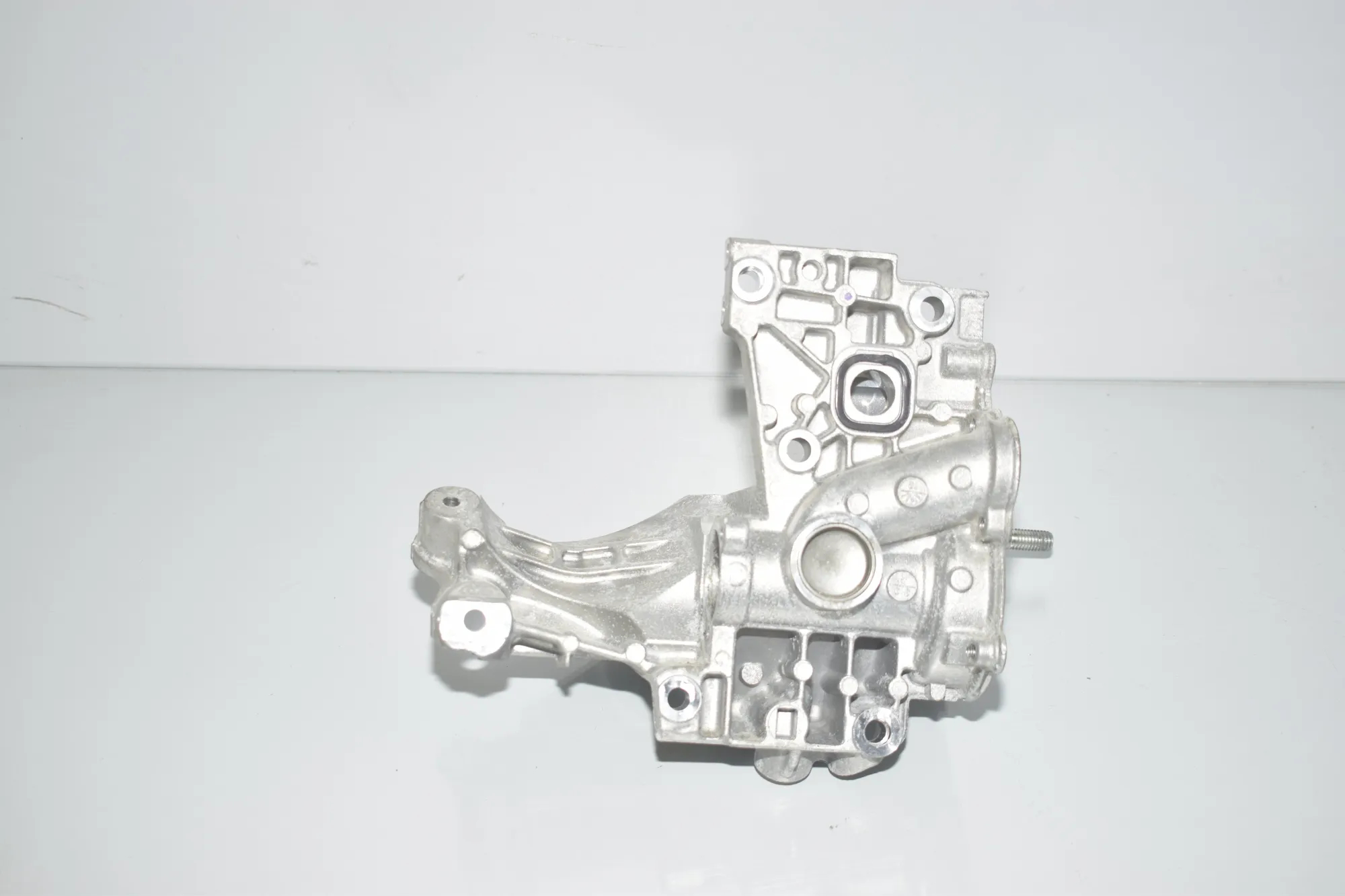 Water Pump – OEM 8650987 · BMW 3 Touring (G21) (2019 - -) 330 e Plug-in-Hybrid 2021