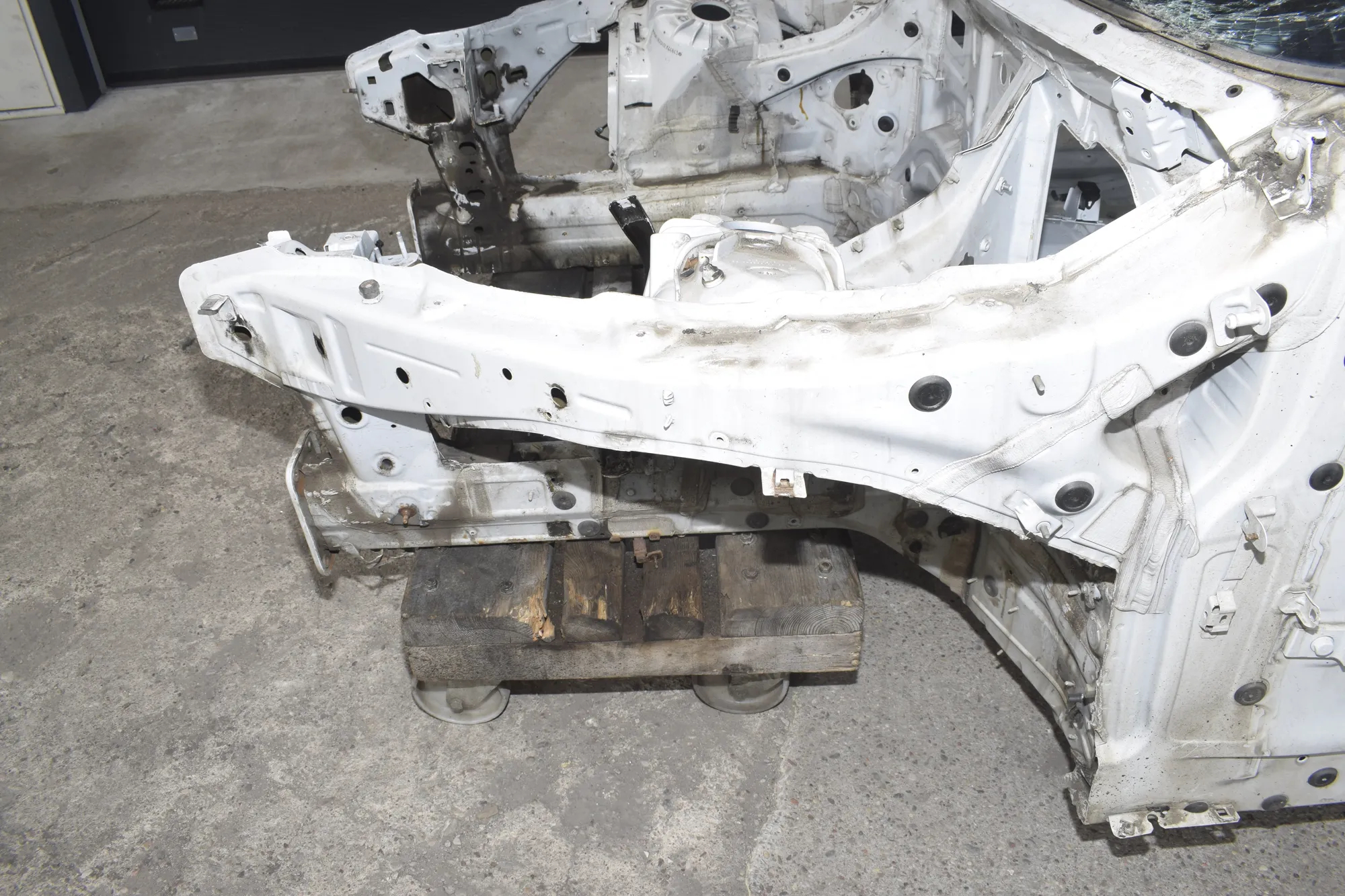 Front Left Quarter Panel · BMW X6 (E71, E72) M 50 d 2013