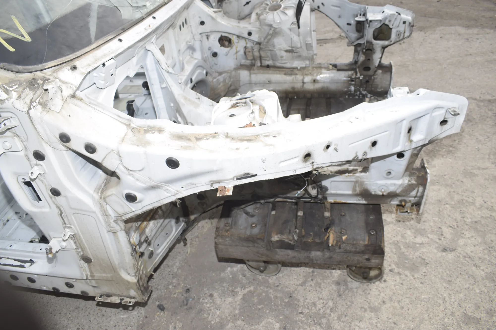Front Right Quarter Panel · BMW X6 (E71, E72) M 50 d 2013