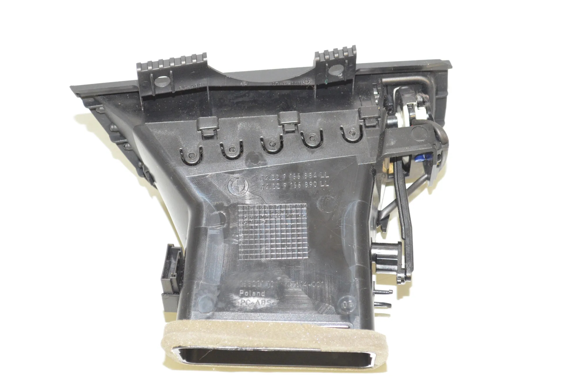 Dashboard Air Vents – OEM 9166884 · BMW 5 Touring (F11) 530 d xDrive 2011 – 3