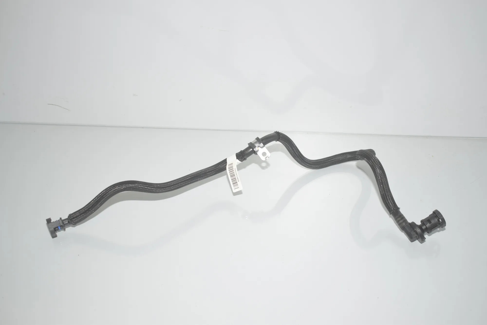 Fuel Pipe – OEM 8654620 · BMW 3 Touring (G21) (2019 - -) 330 e Plug-in-Hybrid 2021 – 2