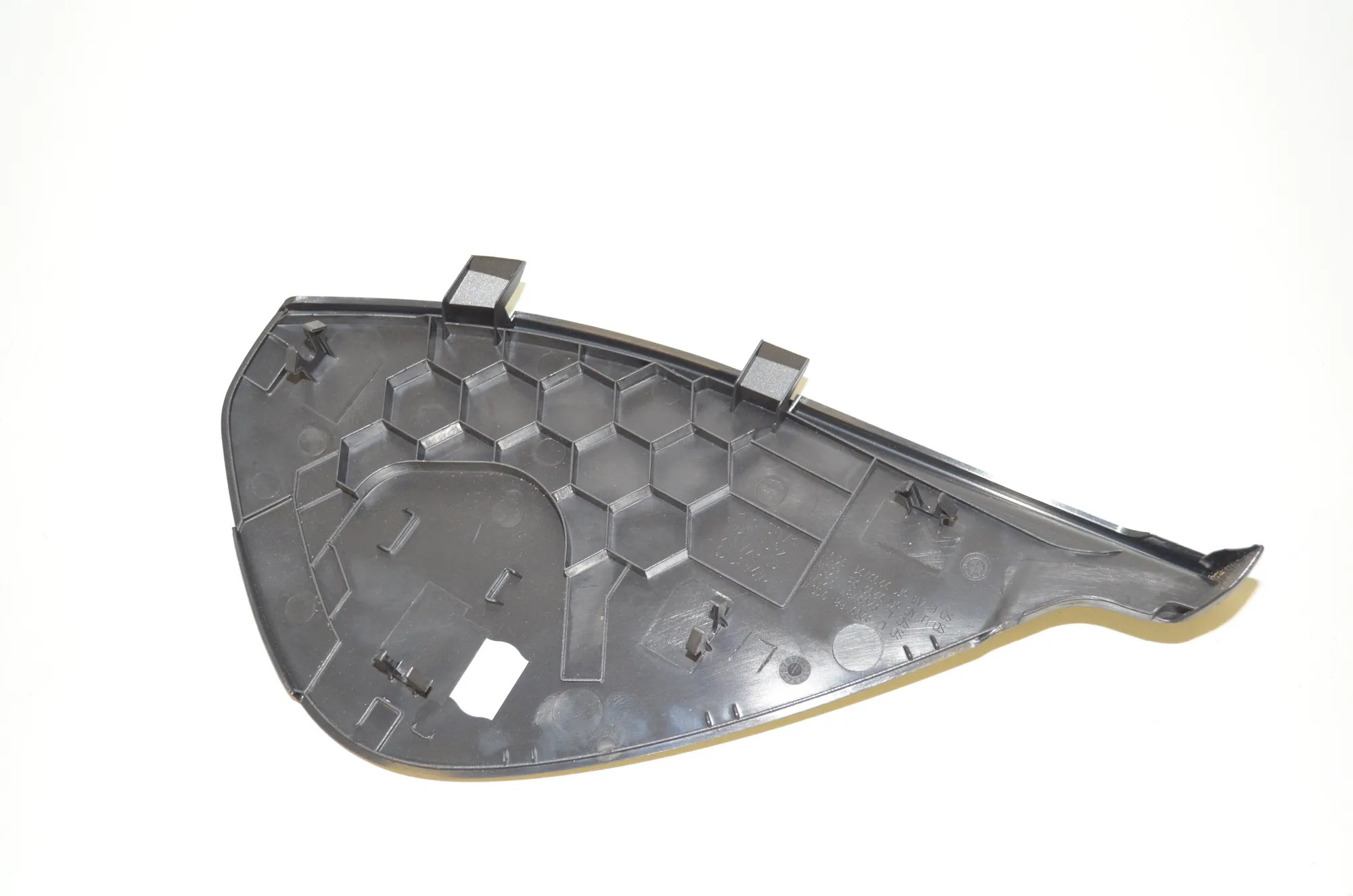 Dashboard Side Trim – OEM 9209788 · BMW 5 Touring (F11) 530 d xDrive 2011 – 3