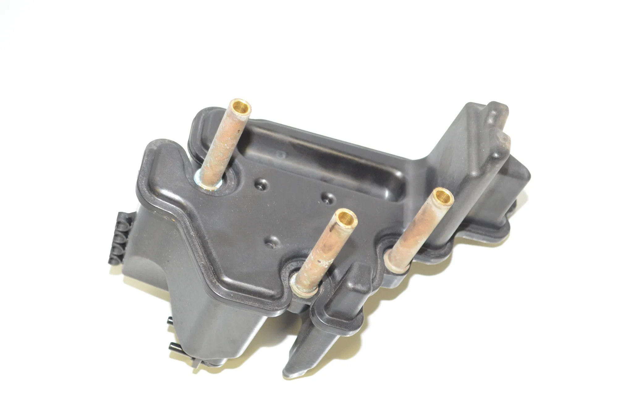 Vacuum Tank – OEM 8512680 · BMW X6 (E71, E72) M 50 d 2013 – 3