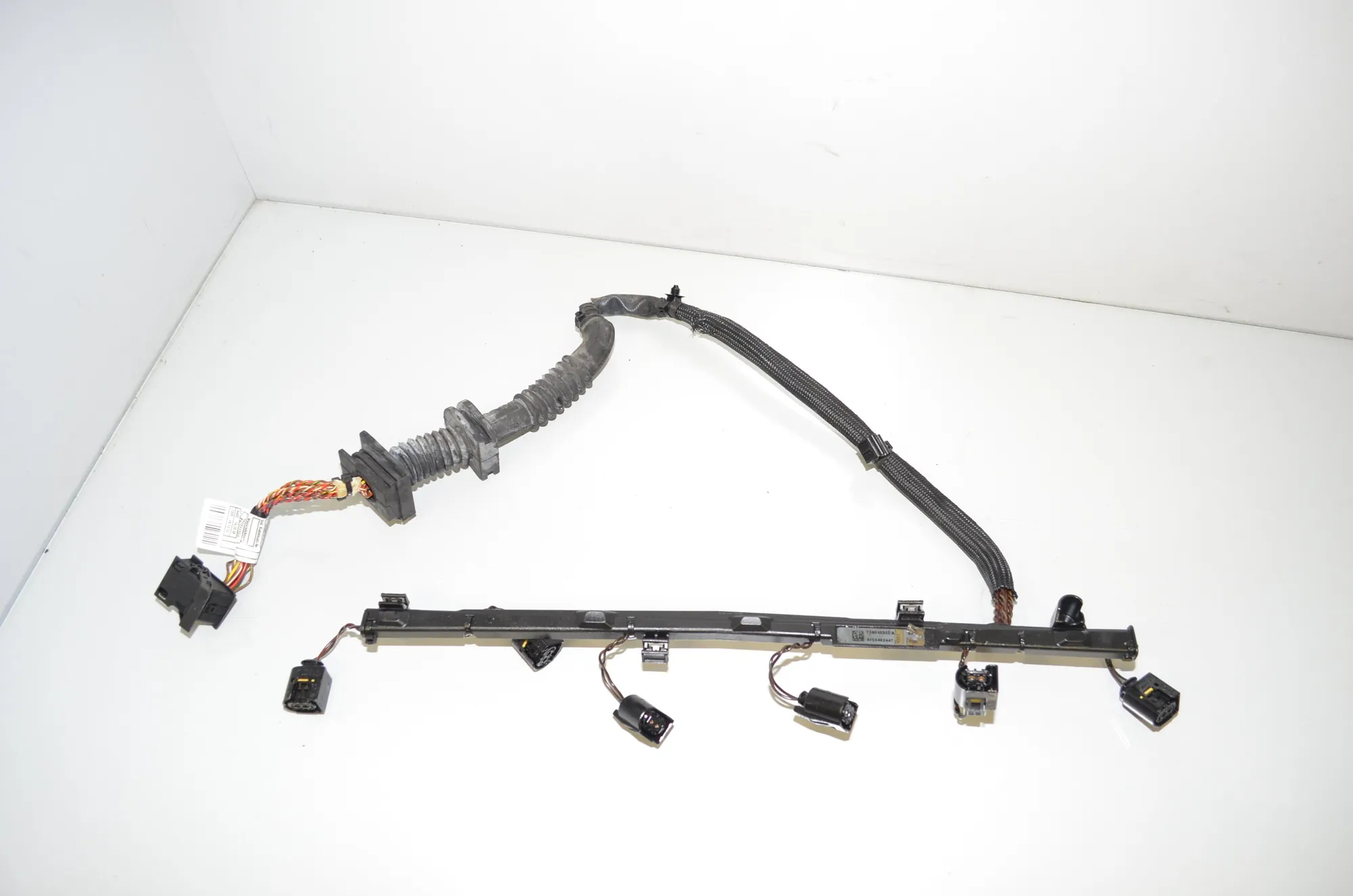 Fuel Injector Wire Connection – OEM 8508111 · BMW X6 (E71, E72) M 50 d 2013 – 3