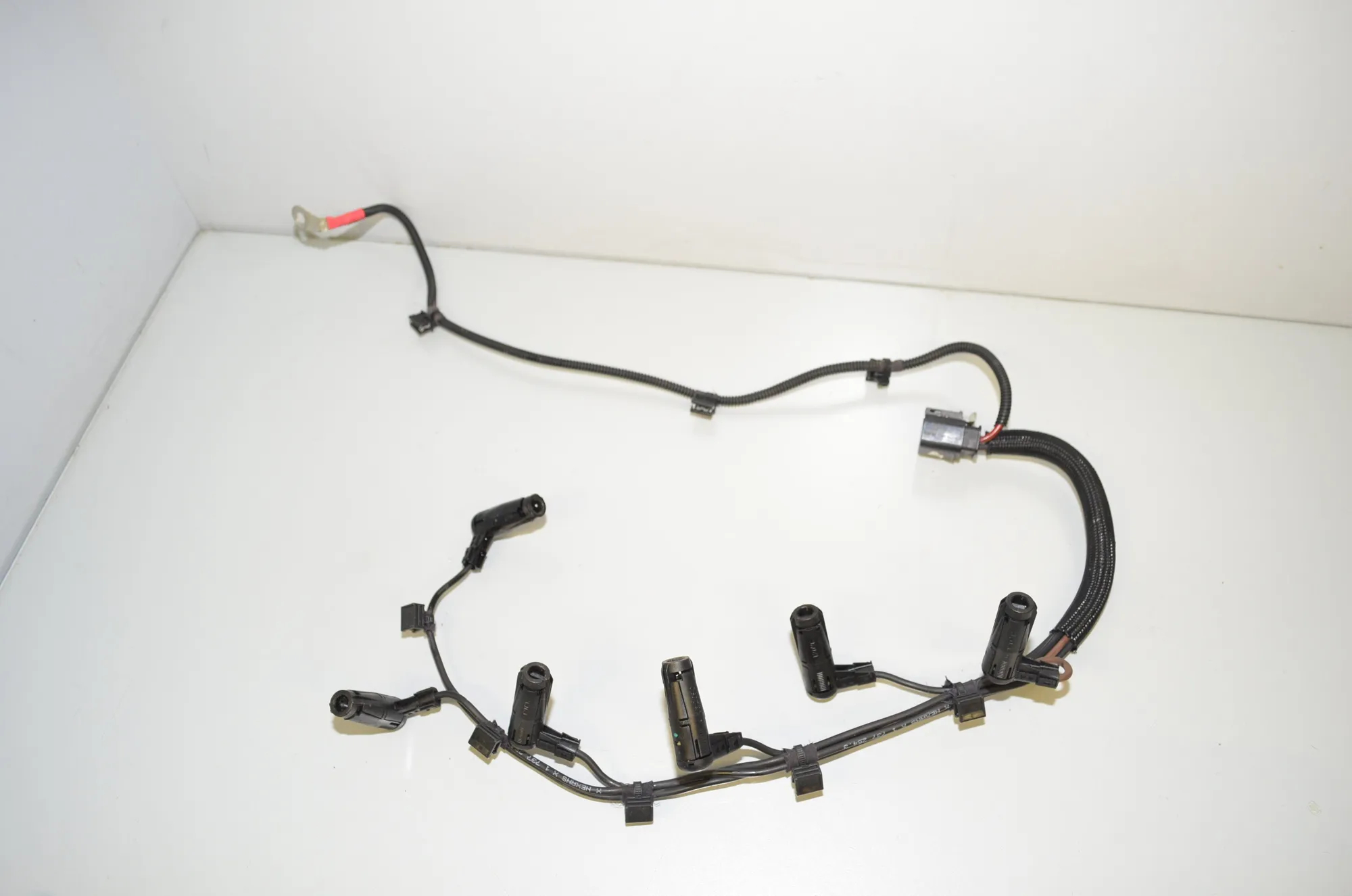 Glow Plug Wires – OEM 7823743 · BMW 5 Touring (F11) 530 d xDrive 2011 – 4