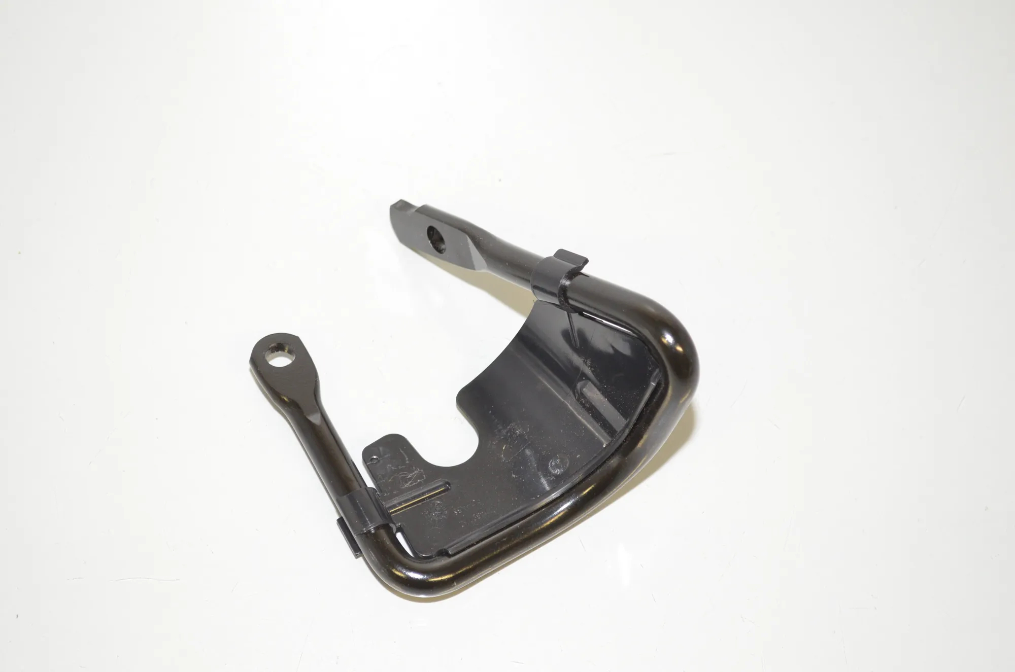 Bracket – OEM 7489112 · BMW 3 Touring (G21) (2019 - -) 330 e Plug-in-Hybrid 2021 – 4