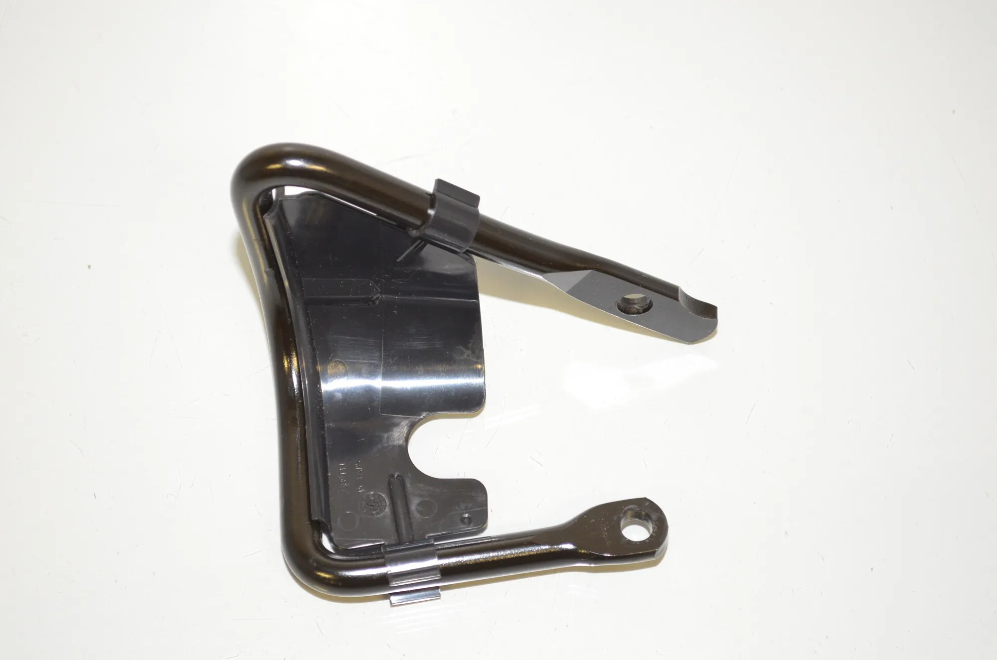 Bracket – OEM 7489111 · BMW 3 Touring (G21) (2019 - -) 330 e Plug-in-Hybrid 2021